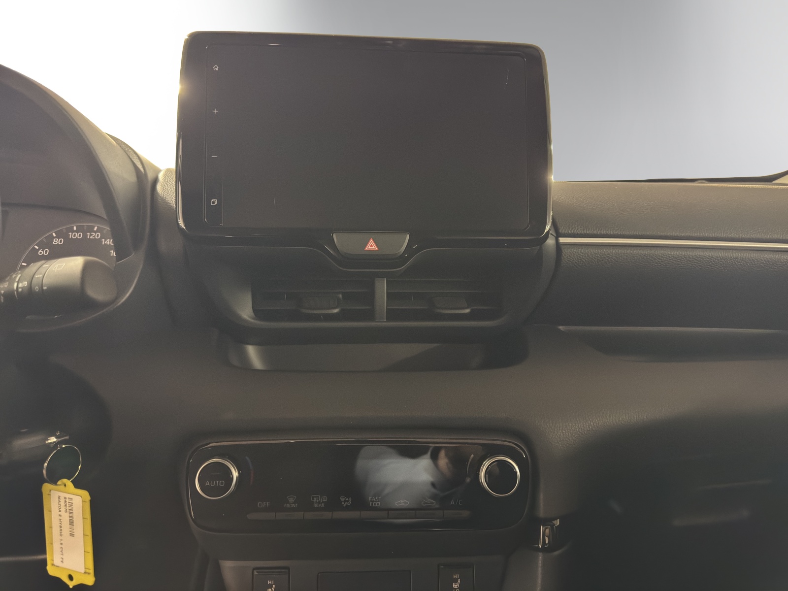 Image MAZDA 2 2 Hybrid Centre-line