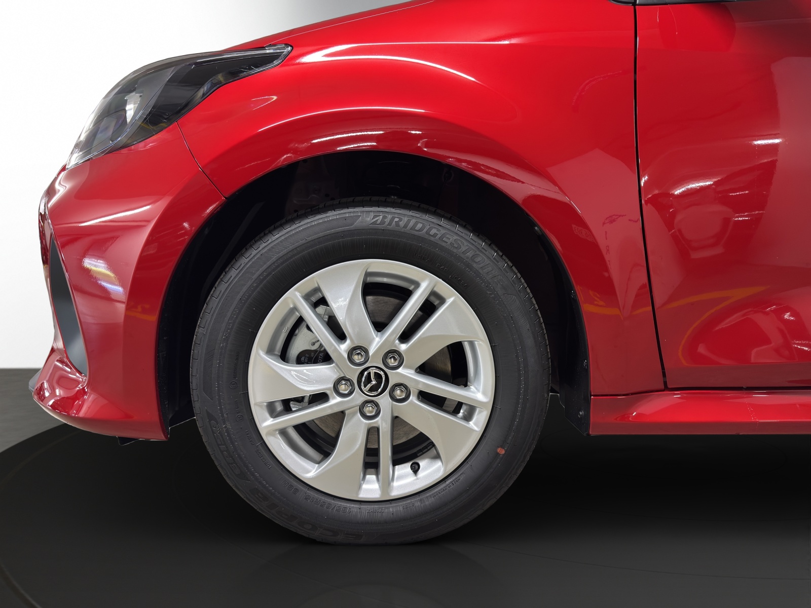 Image MAZDA 2 2 Hybrid Centre-line