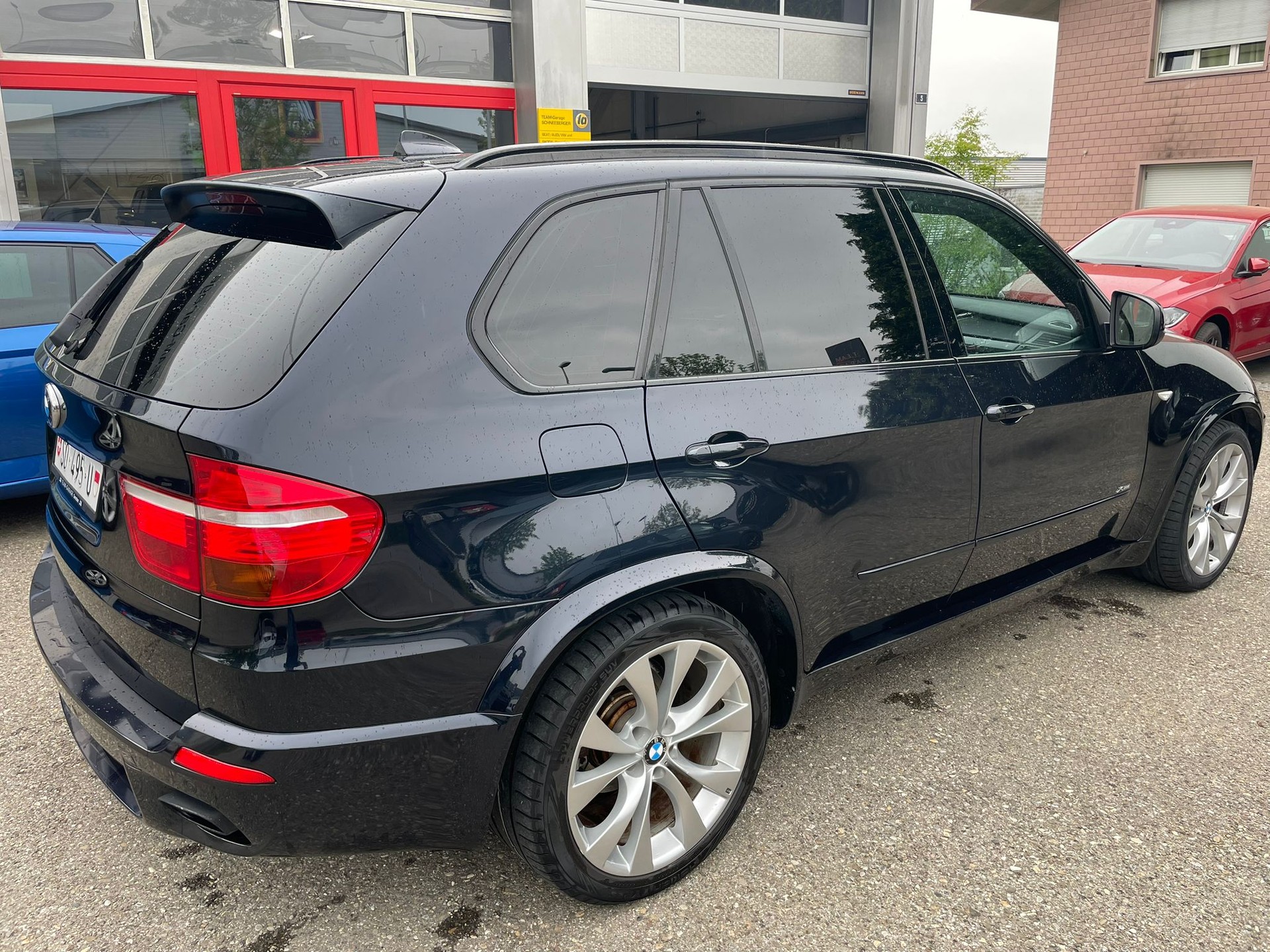 BMW X5 xDrive 35d (3.0sd) Steptronic Anhängerkupplung-showroom-element-1