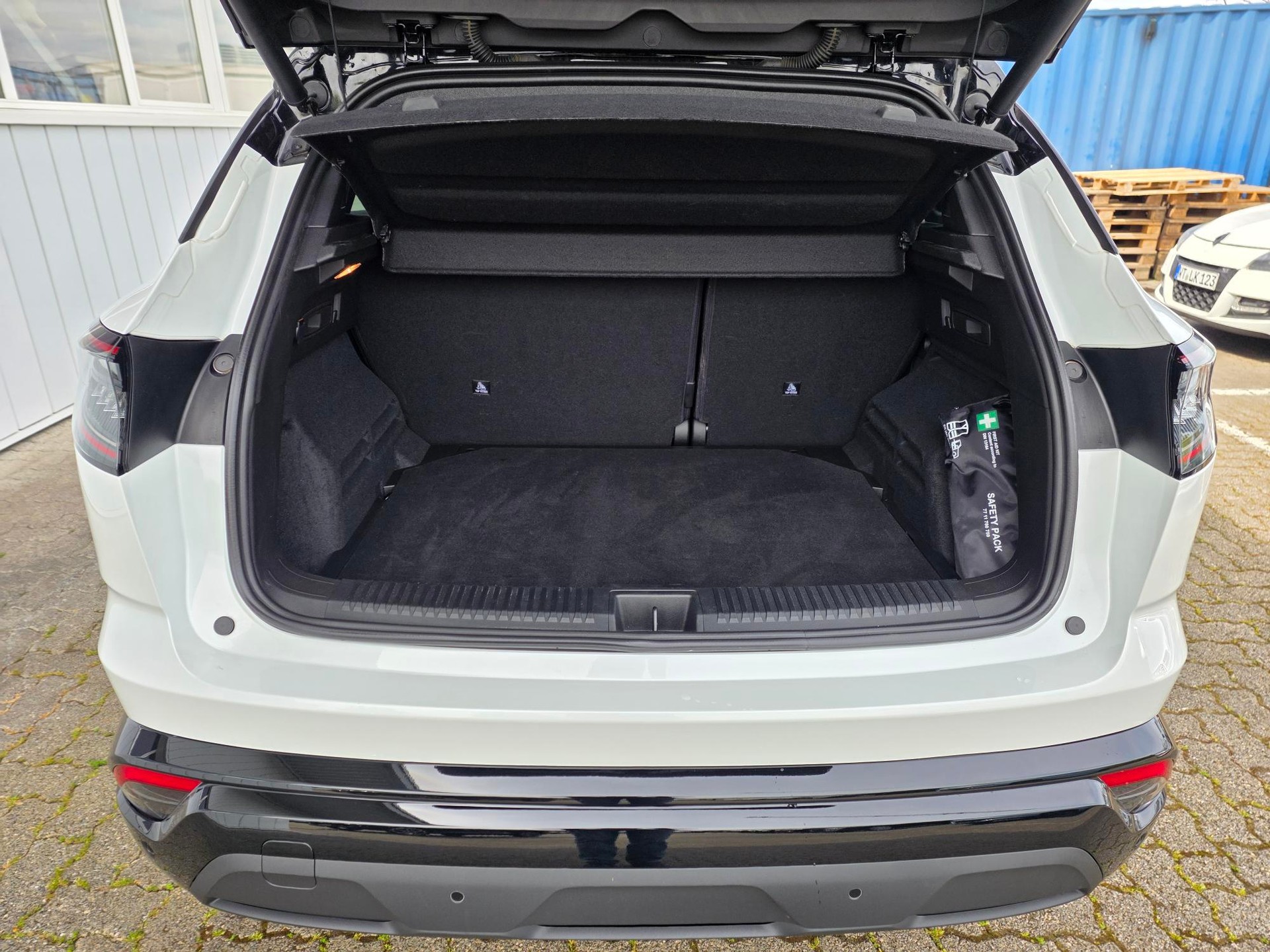 RENAULT Austral 1.2 E-Tech esprit Alpine-image-8