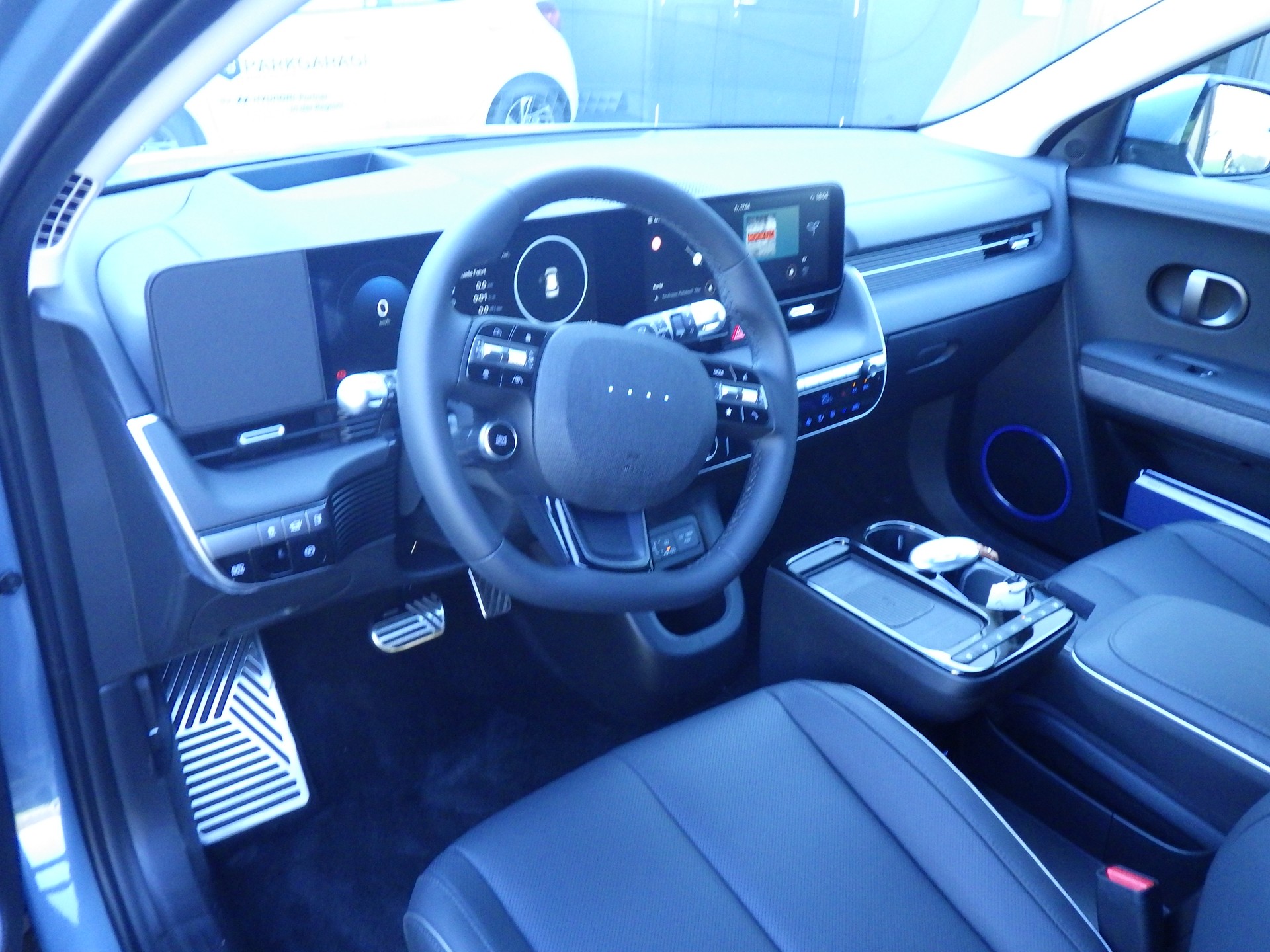 HYUNDAI Ioniq 5 Amplia 84kWh-image-5