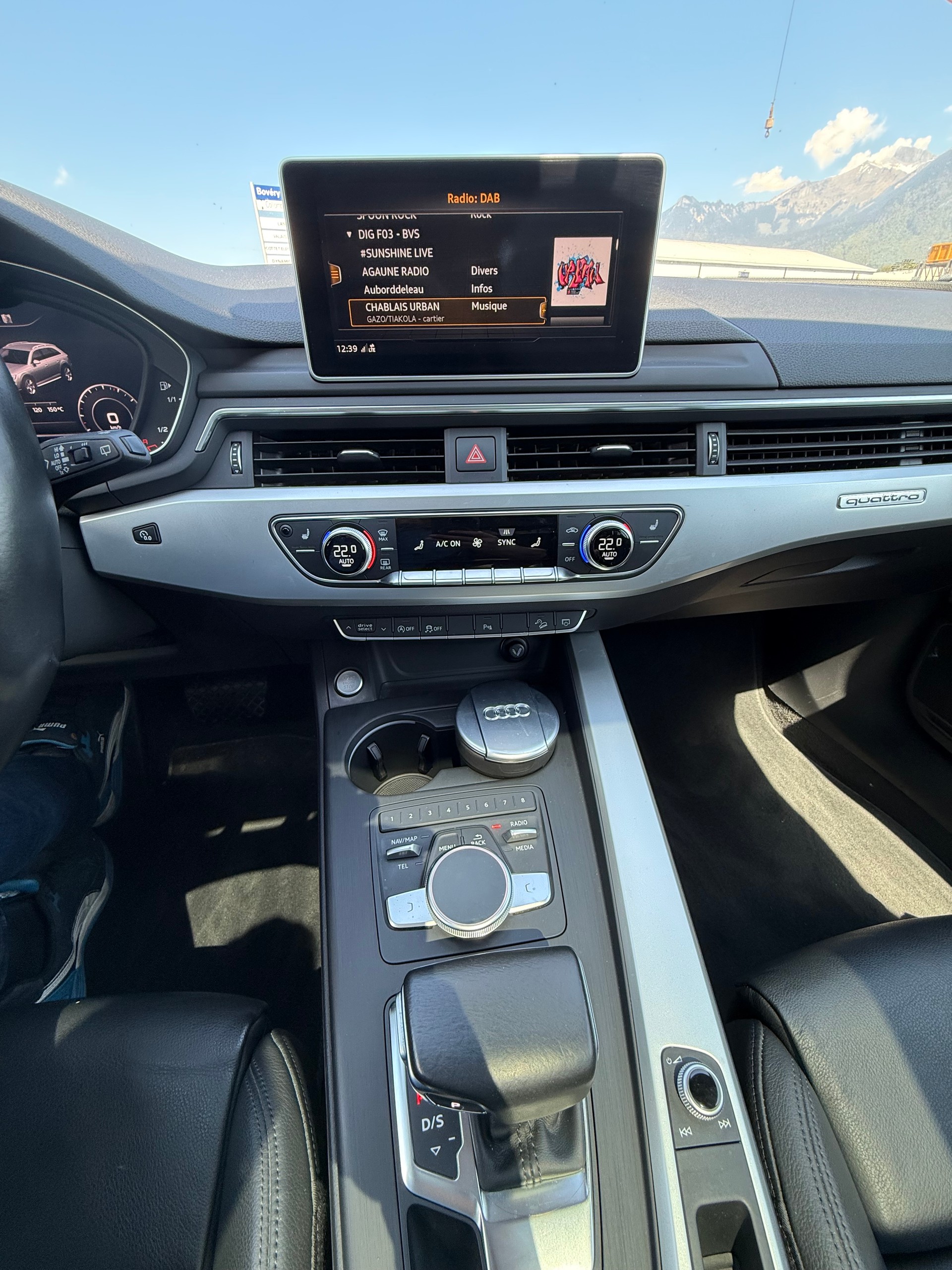 AUDI A4 allroad 2.0 TFSI quattro S-tronic-image-7