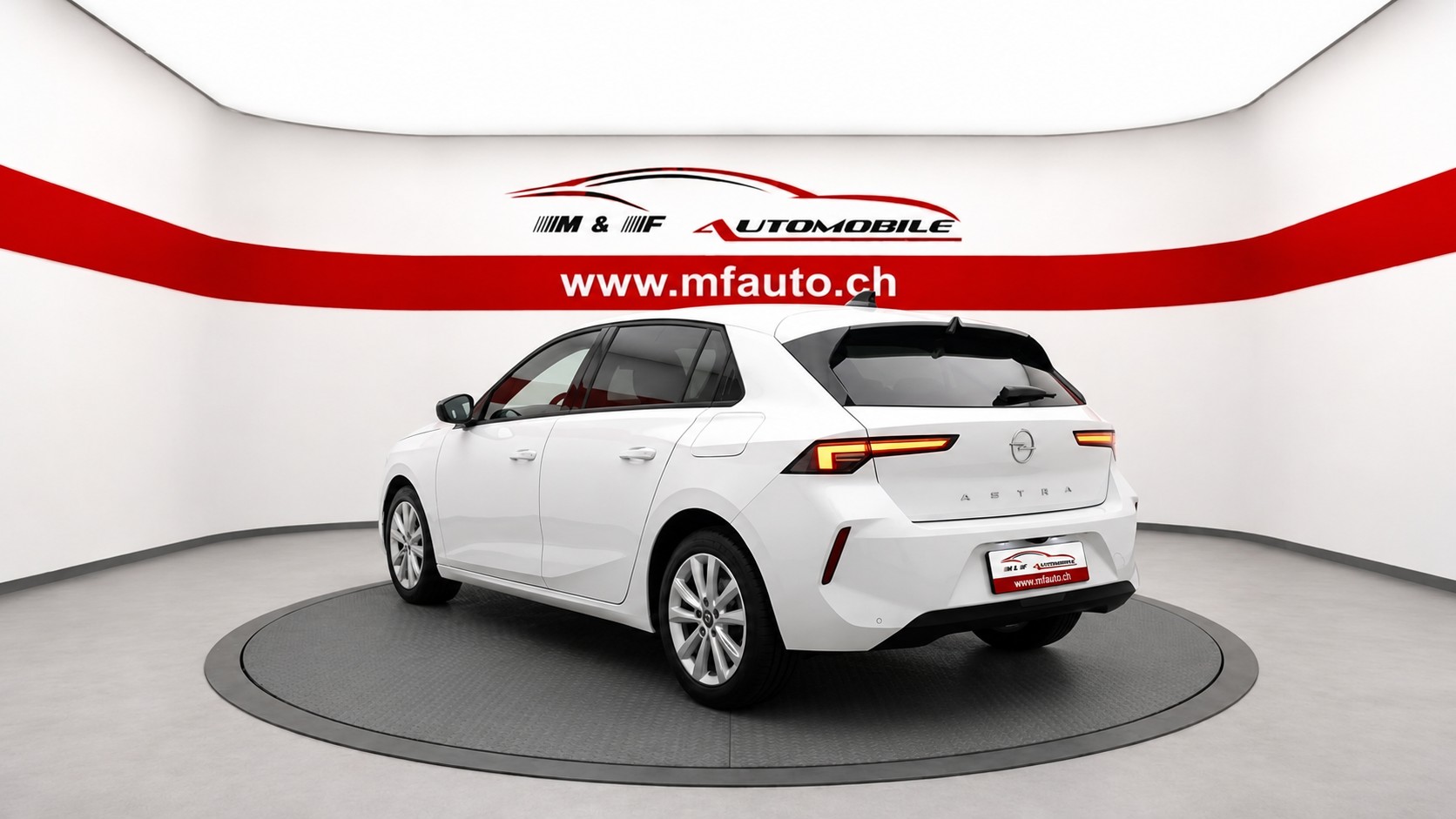 OPEL Astra 1.2 T 130 Swiss CH FAHRZEUG AUS 1. HAND-image-5