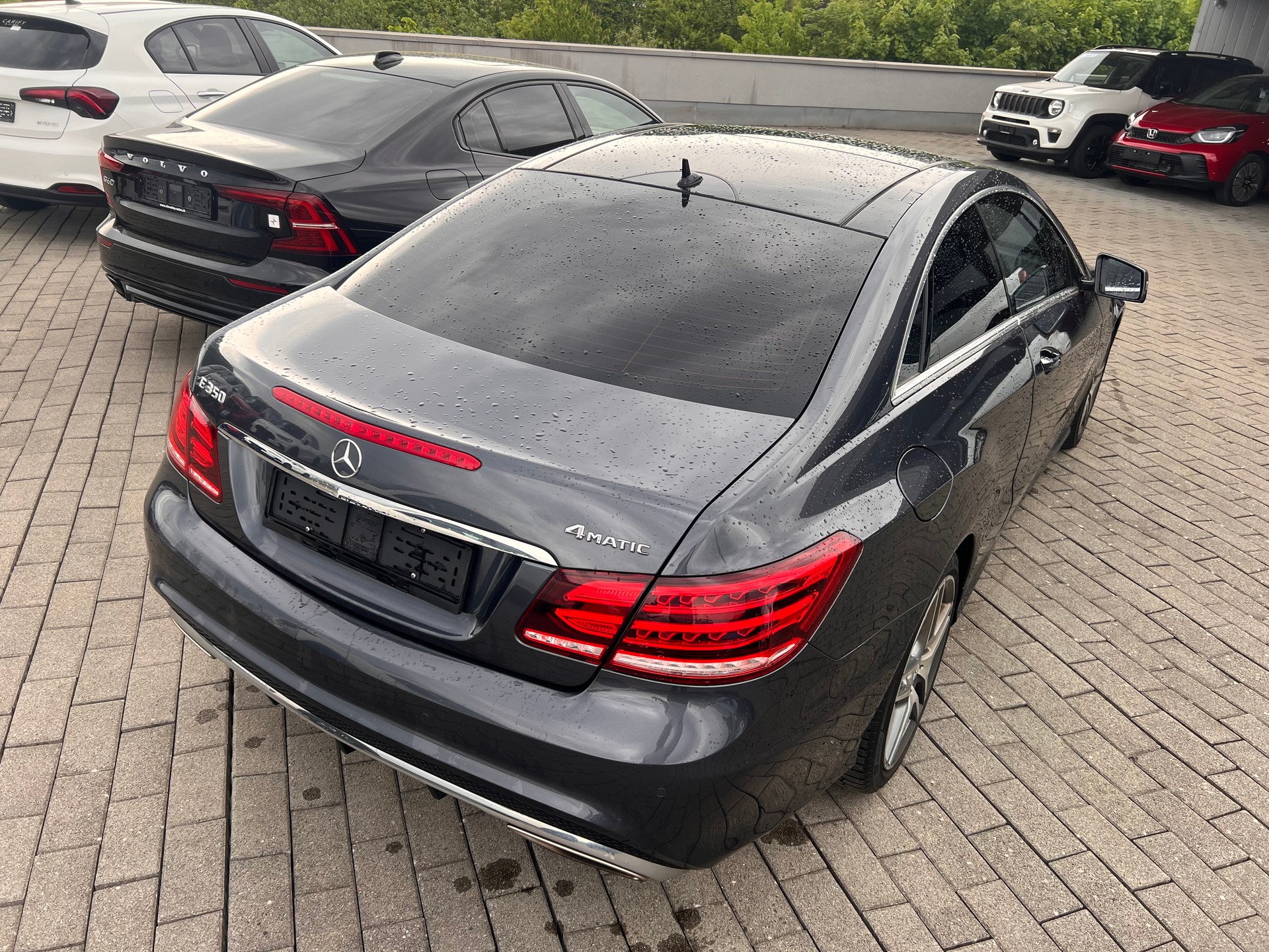 MERCEDES-BENZ E 350 4Matic-image-2