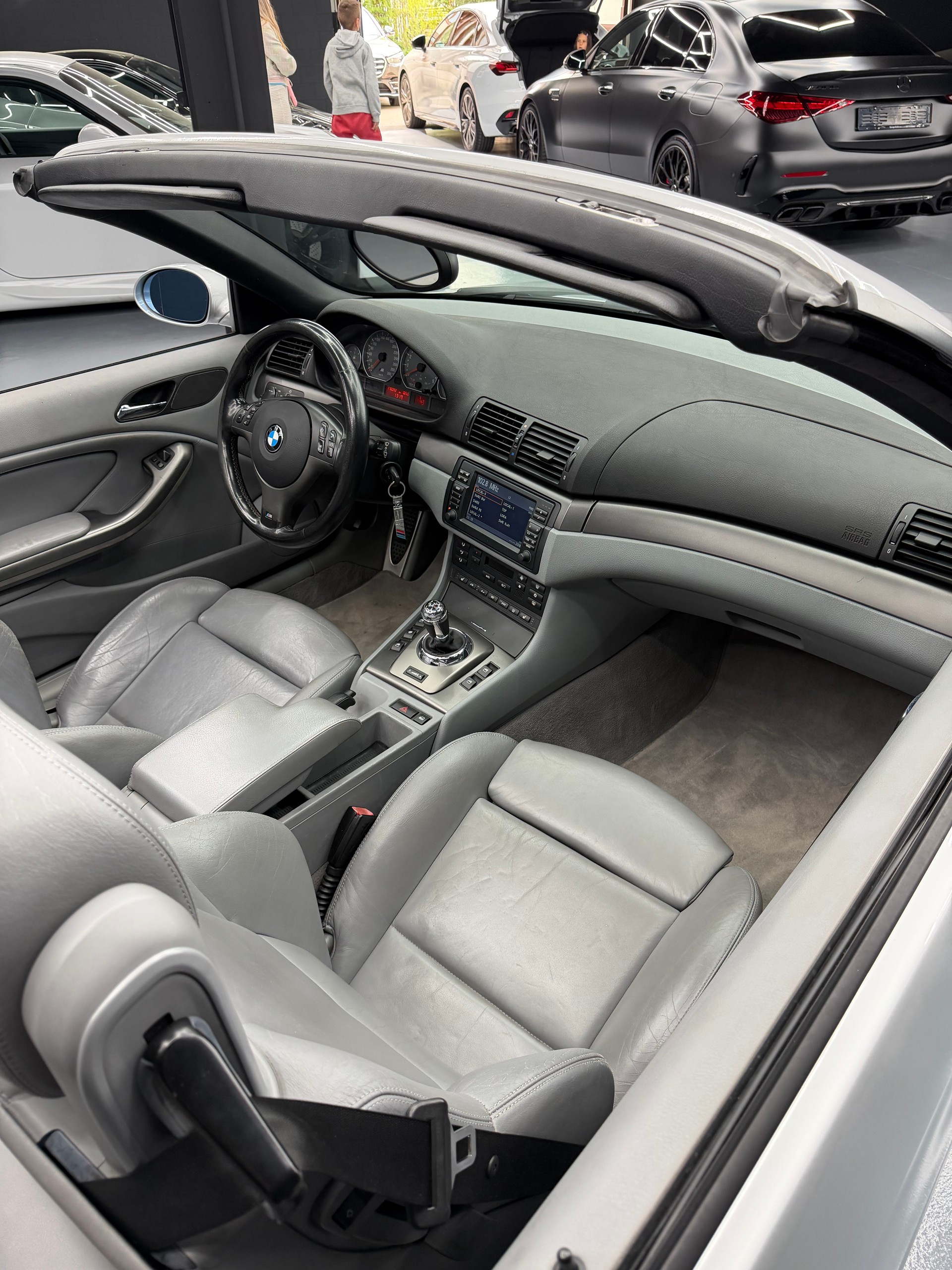 BMW M3 Cabriolet-image-7