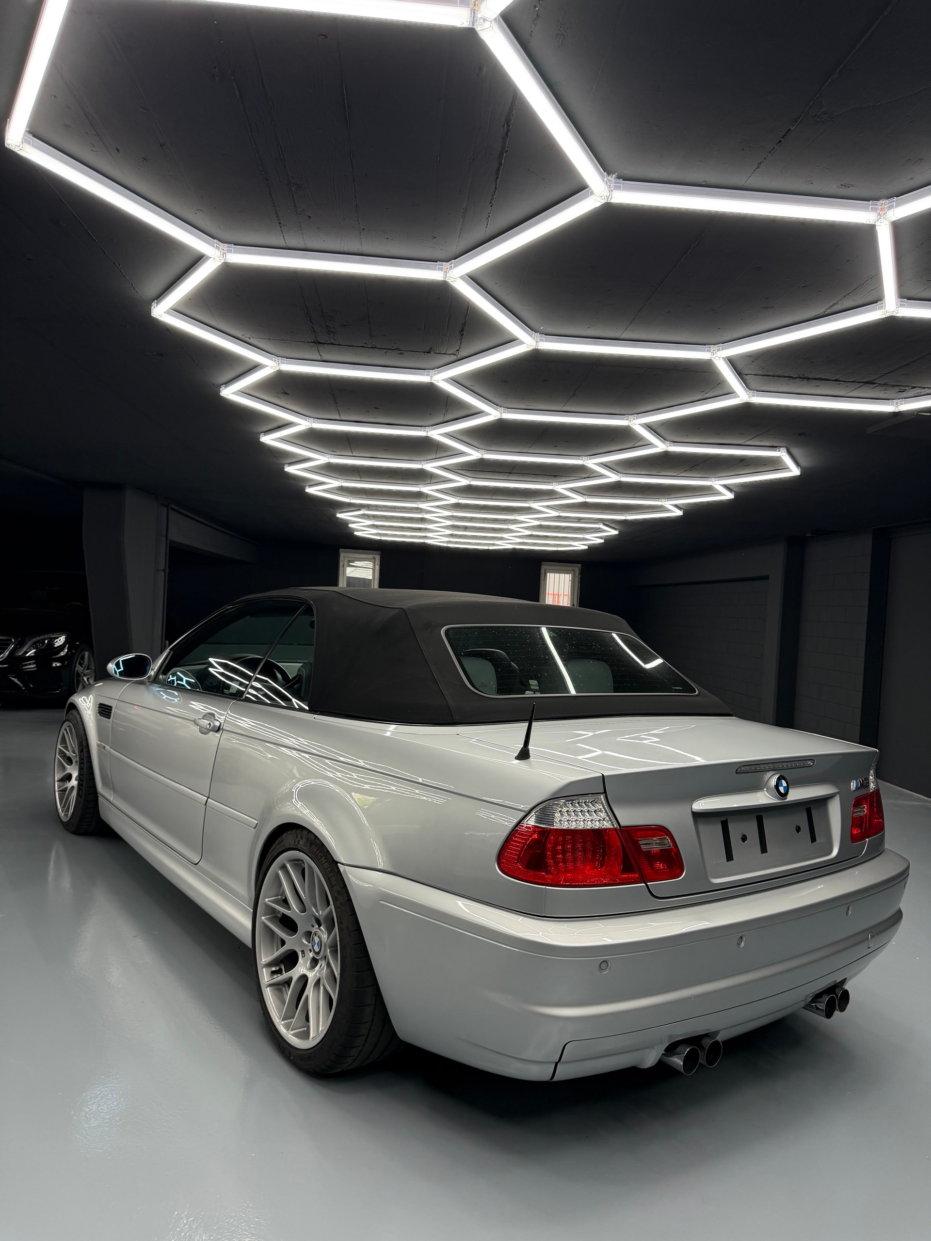 BMW M3 Cabriolet-image-3