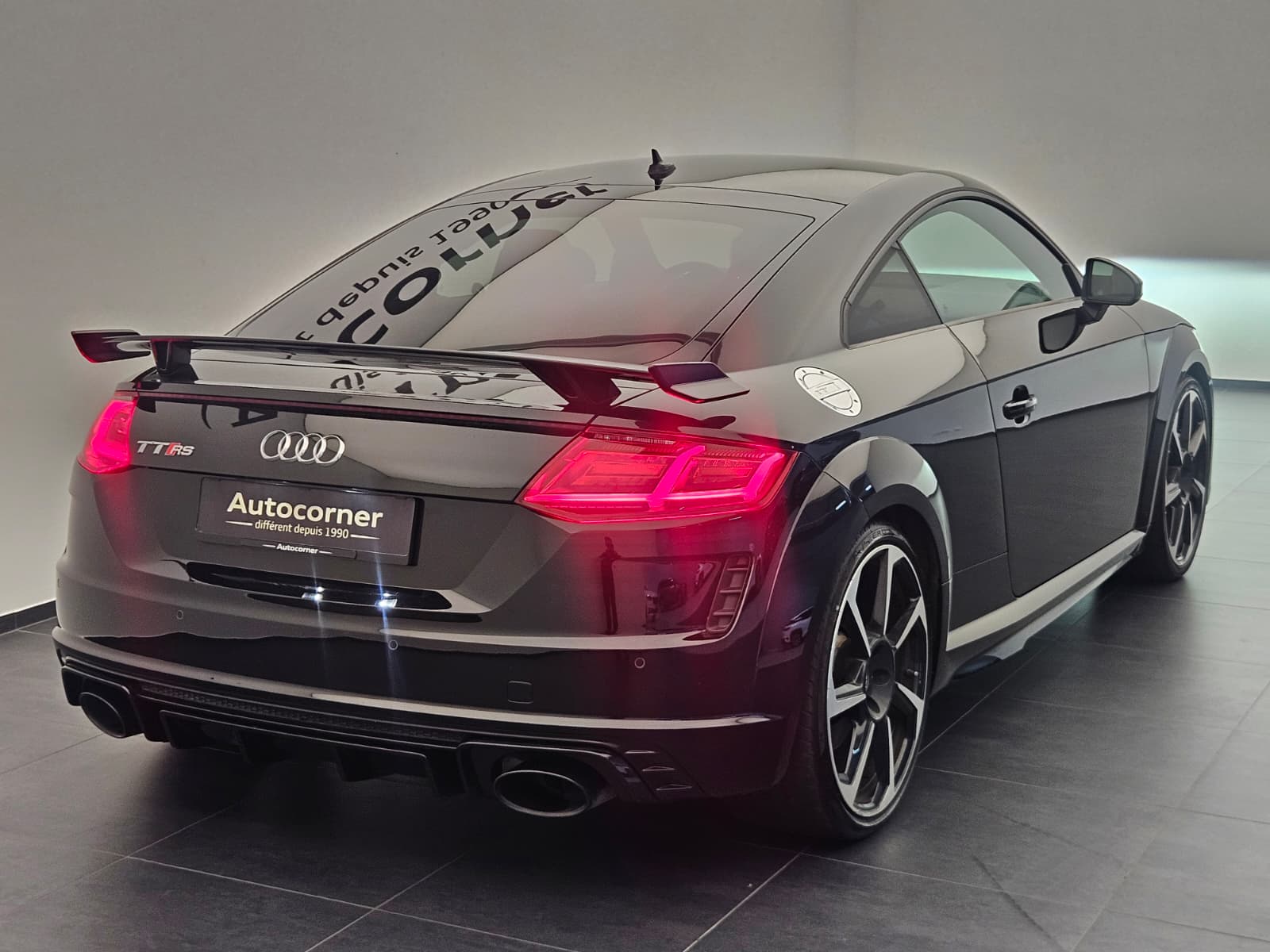 AUDI TT Coupé TTRS quattro S-tronic-image-6