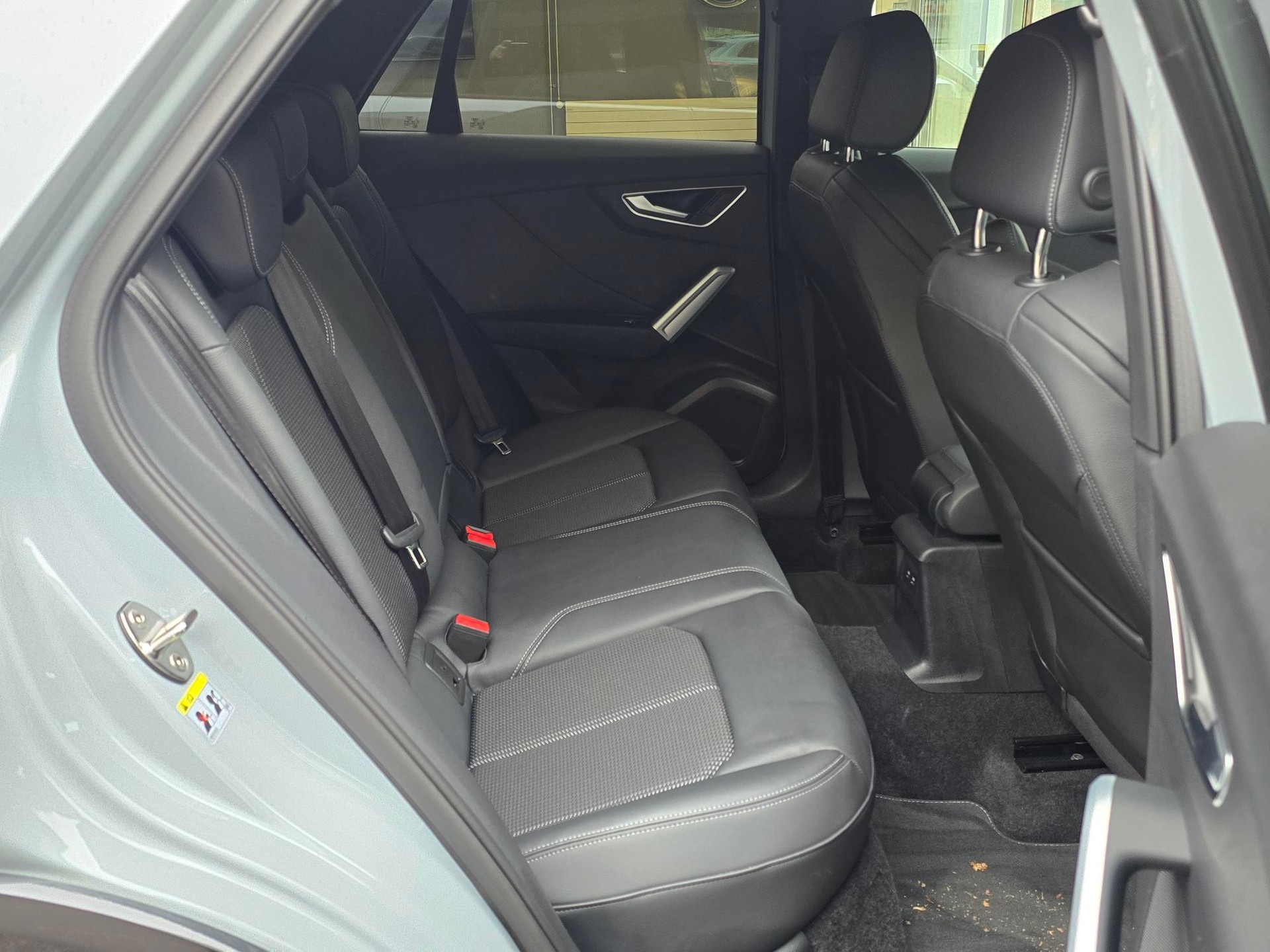 AUDI Q2 40 TFSI advanced Attraction quattro S-tronic-image-8