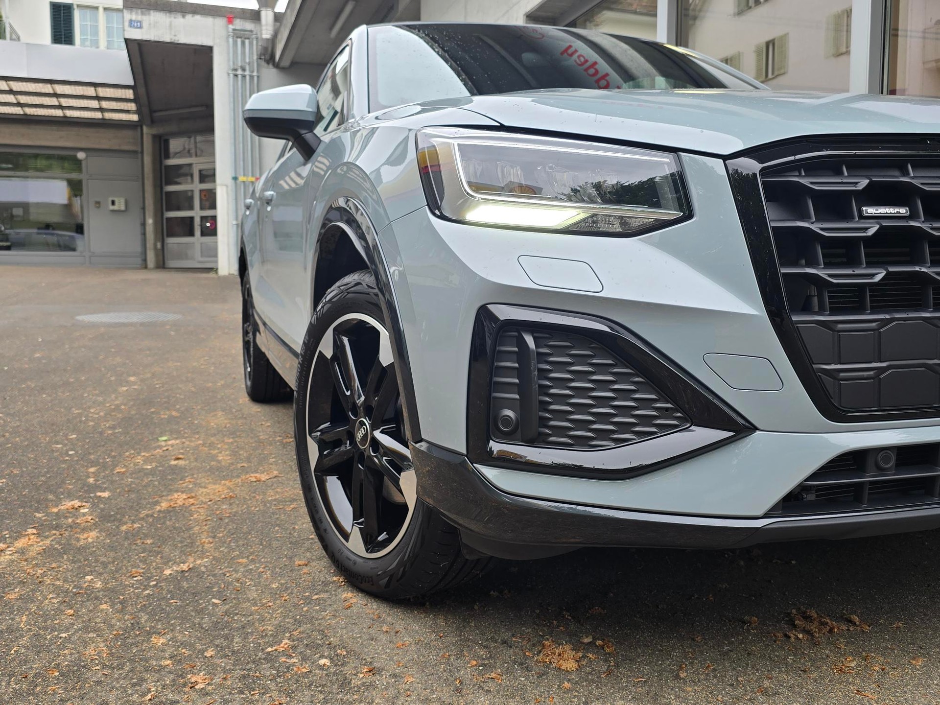 AUDI Q2 40 TFSI advanced Attraction quattro S-tronic-image-16