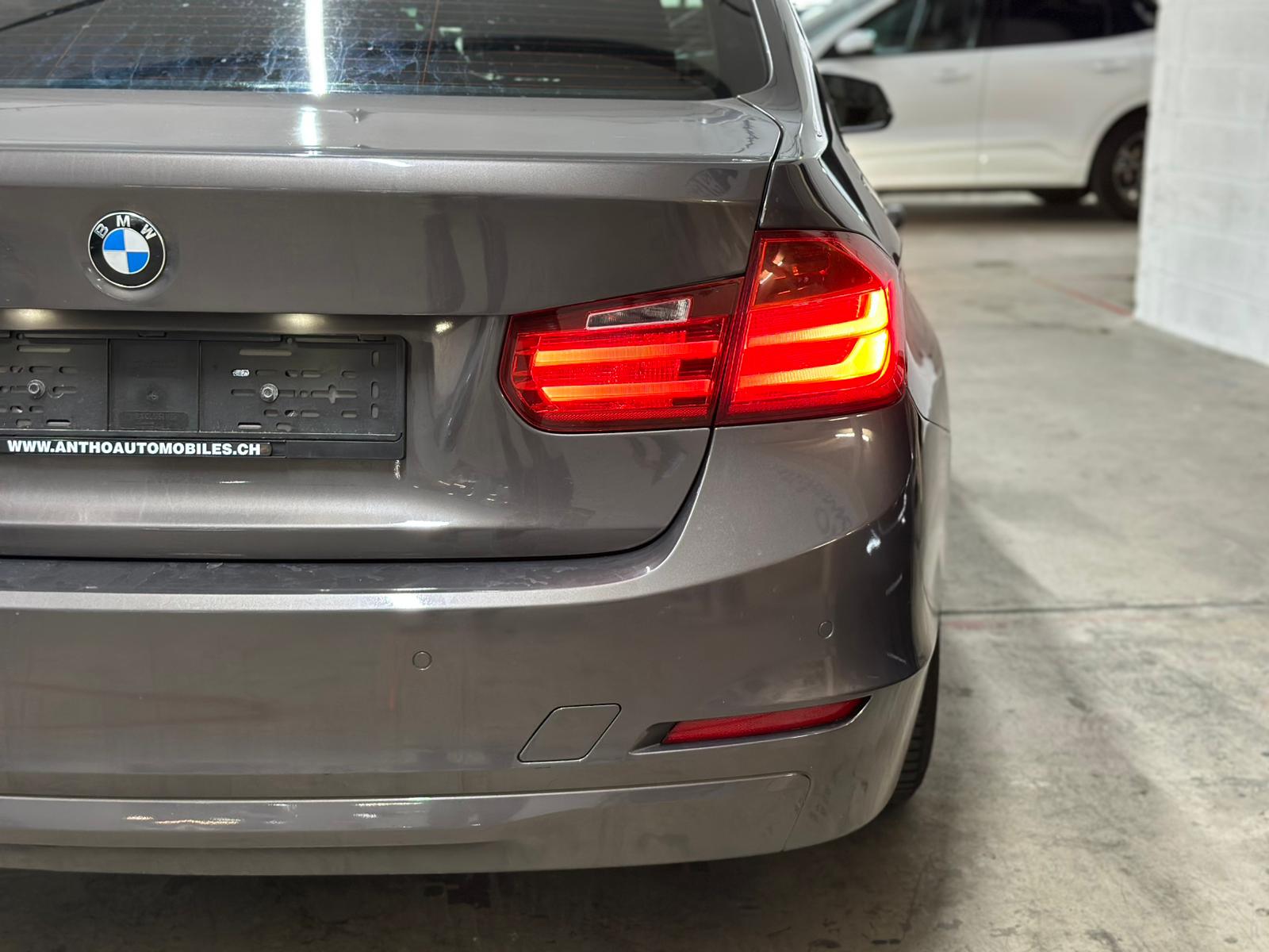 BMW 320i Steptronic-image-7