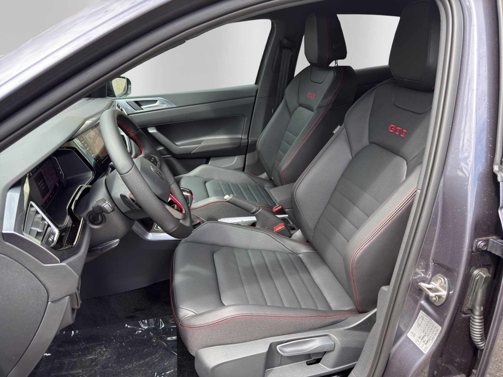 VW Polo 2.0 TSI GTI DSG-image-8