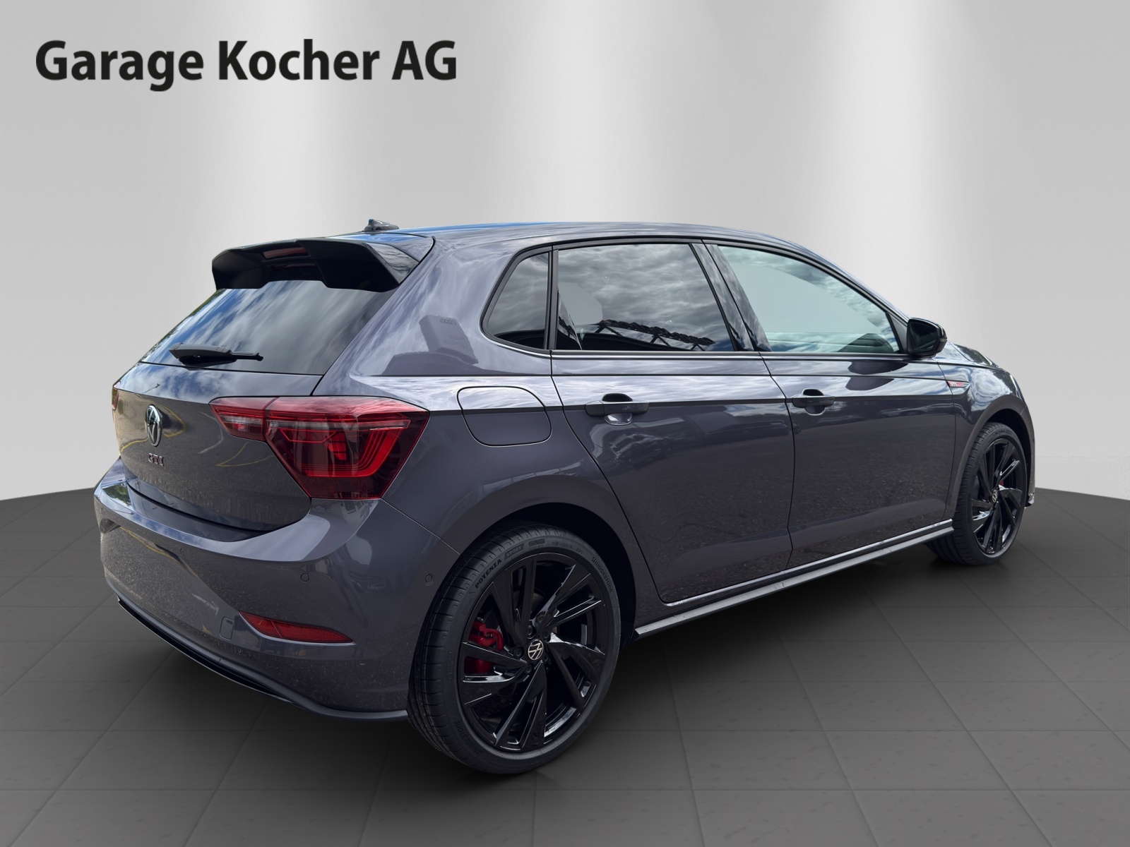 VW Polo 2.0 TSI GTI DSG-image-5