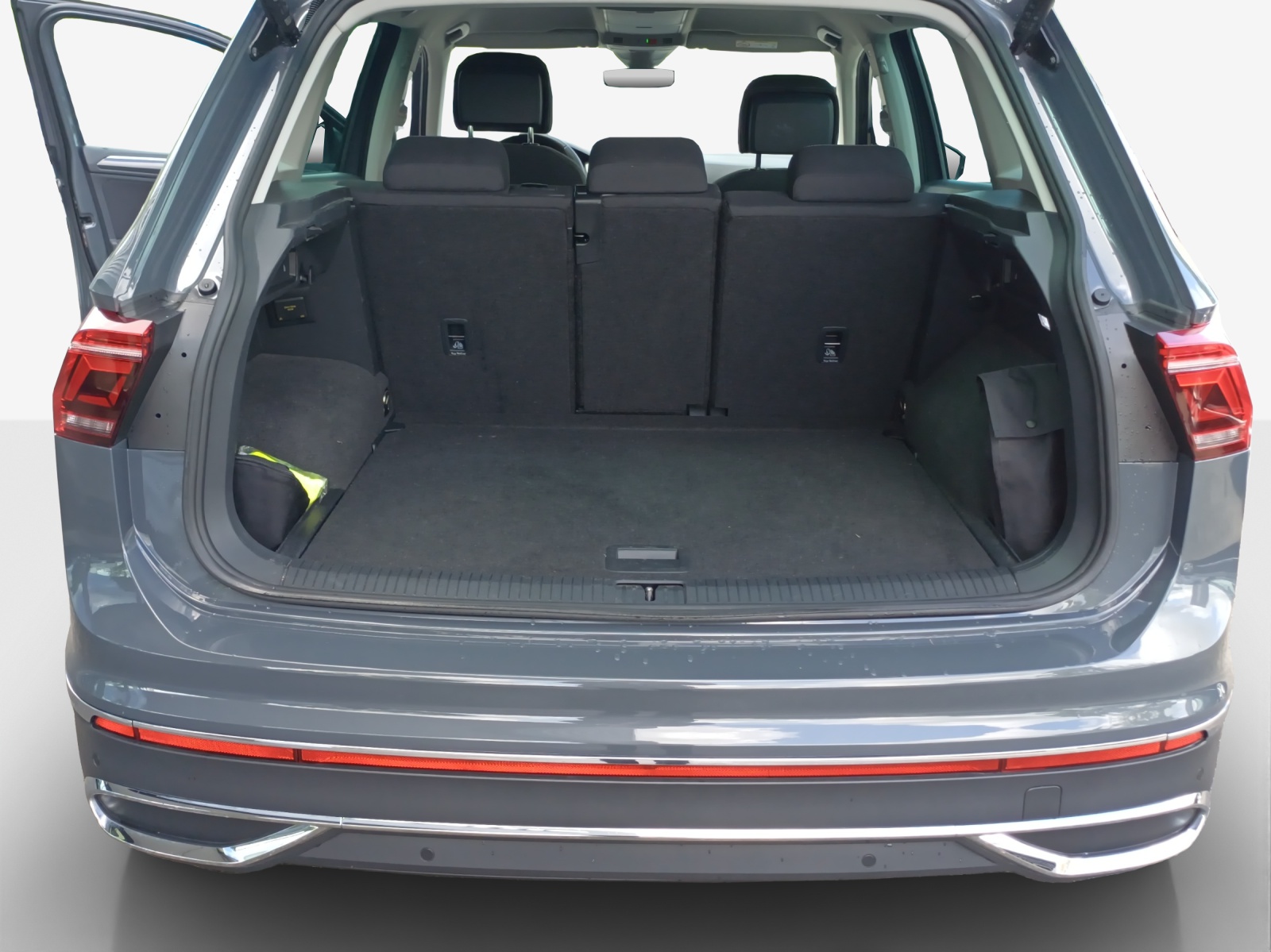 VW Tiguan 2.0TSI Elegance 4Motion DSG-image-12