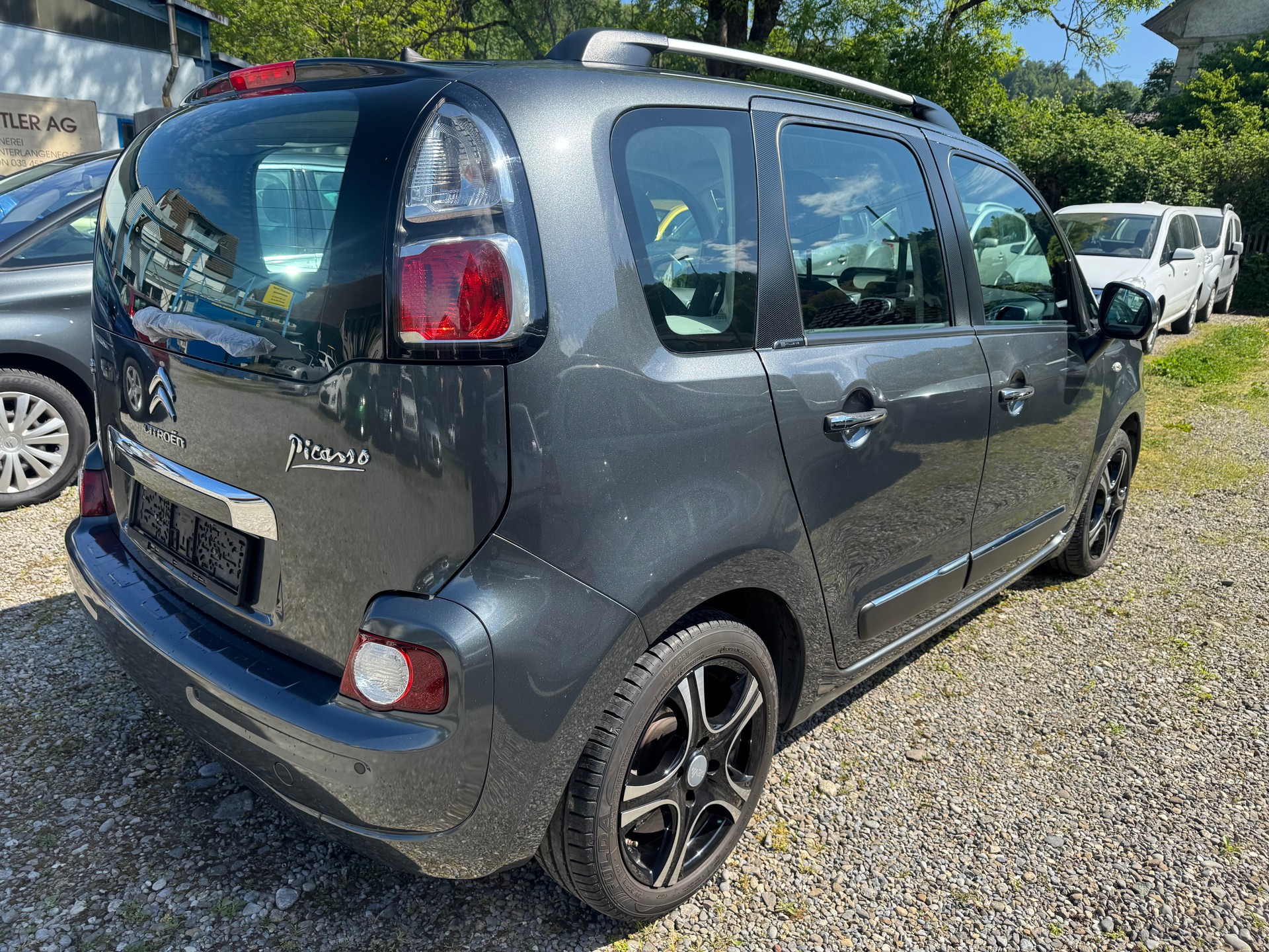 CITROEN C3 Picasso 1.6 HDi Exclusive-image-3