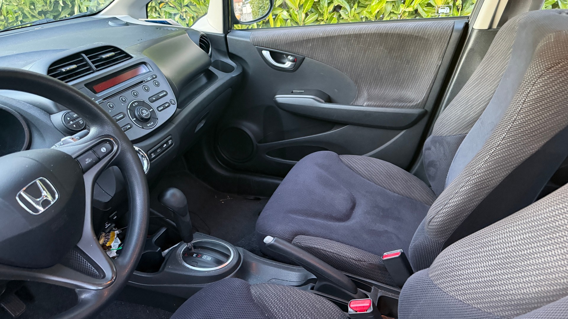 HONDA Jazz 1.4i Elegance CVT-image-4