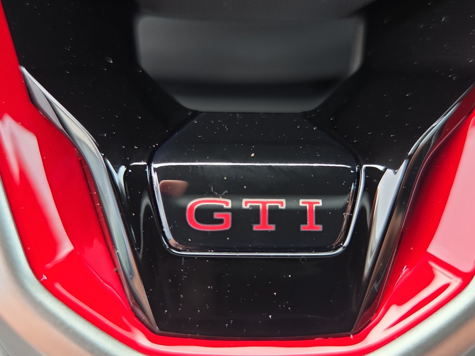 VW Polo 2.0 TSI GTI DSG-image-15