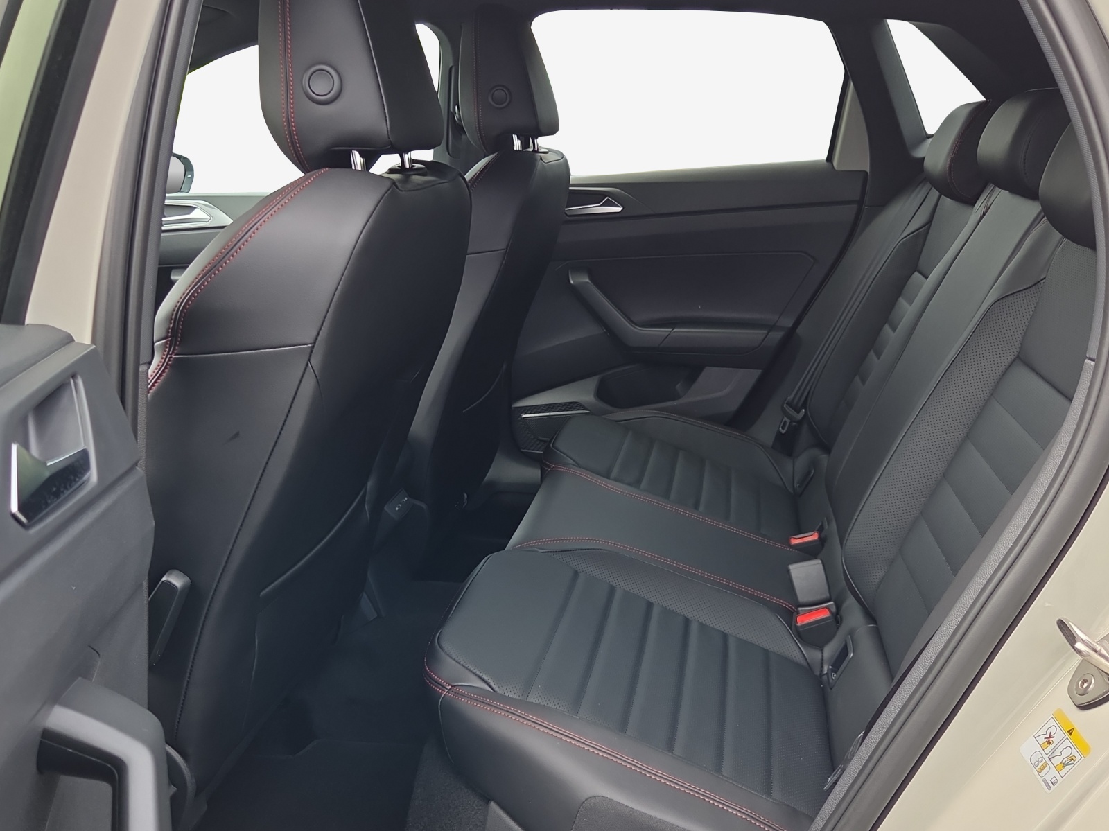 VW Polo 2.0 TSI GTI DSG-image-8