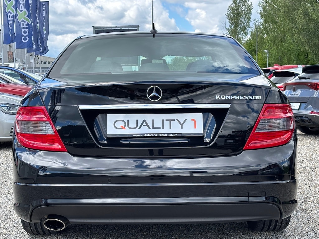 MERCEDES-BENZ C 180 Kompressor BlueEff. AMG Line Avantgarde Aut.-image-4