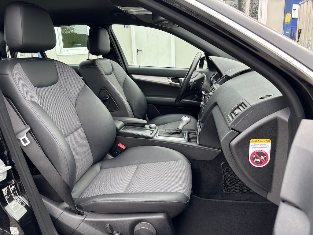 MERCEDES-BENZ C 180 Kompressor BlueEff. AMG Line Avantgarde Aut.-image-7