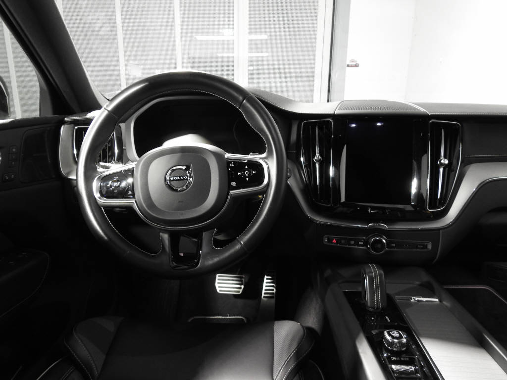 VOLVO XC60 2.0 T8 TE Polestar eAWD-image-6
