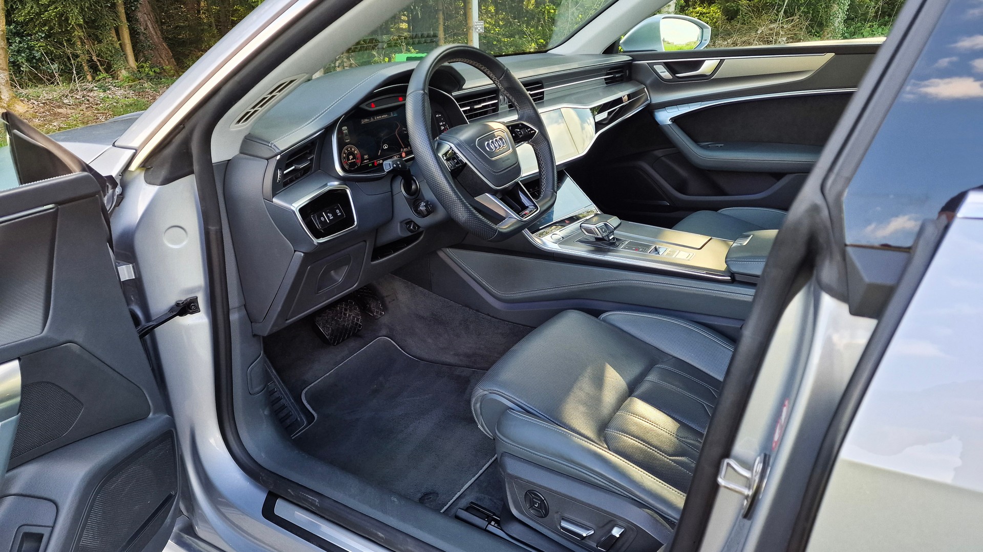 AUDI A7 Sportback 55 TFSI quattro S-tronic-image-9