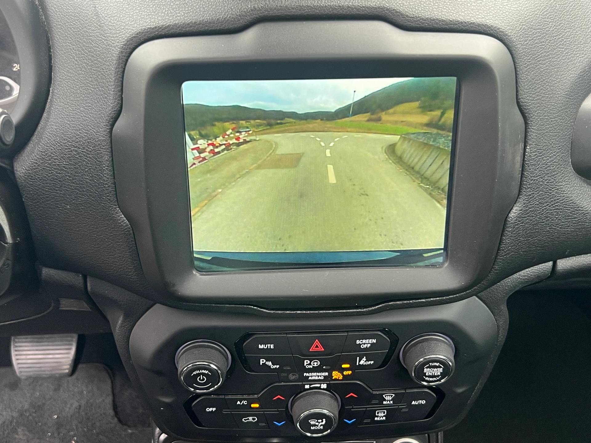 JEEP Renegade 1.3 Turbo Limited AWD * Leder * Panoramadach *-image-15