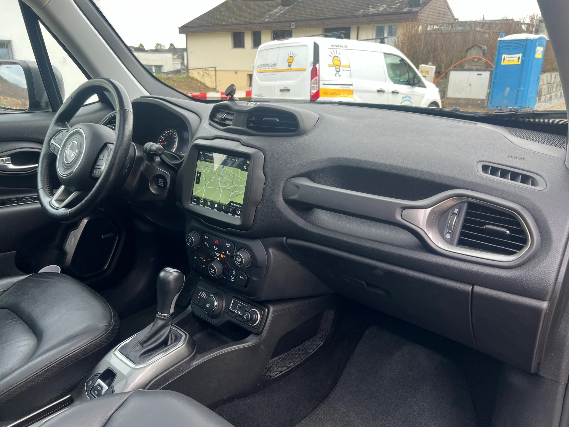 JEEP Renegade 1.3 Turbo Limited AWD * Leder * Panoramadach *-image-10