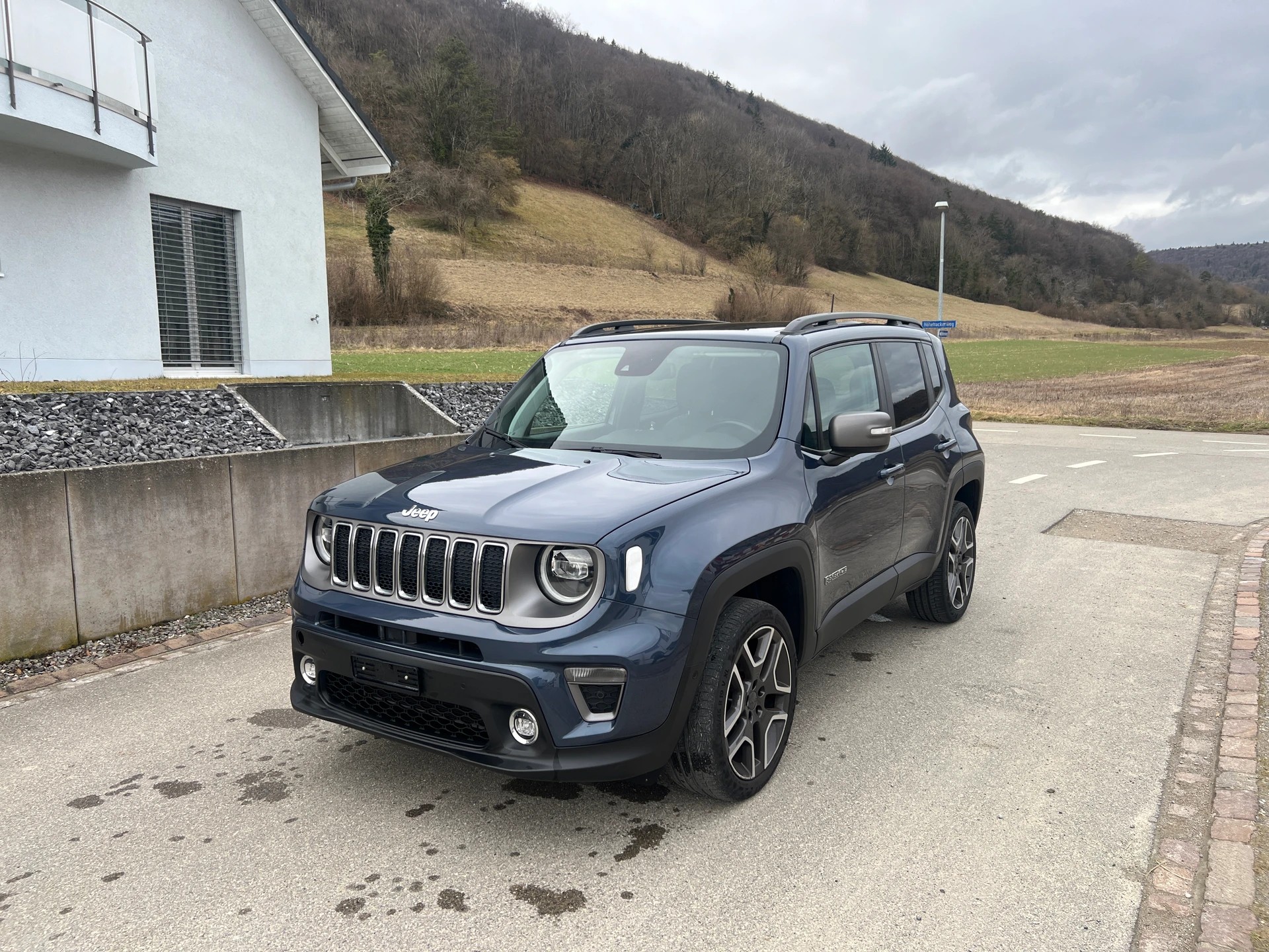 JEEP Renegade 1.3 Turbo Limited AWD * Leder * Panoramadach *-image-3