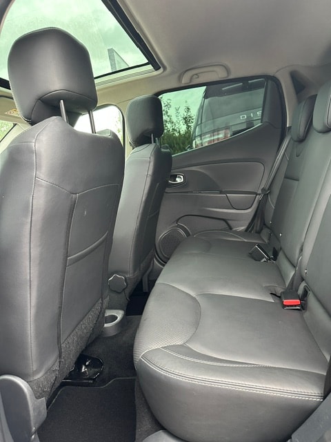 RENAULT Clio 1.2 16V T Iconic 120 EDC-image-11