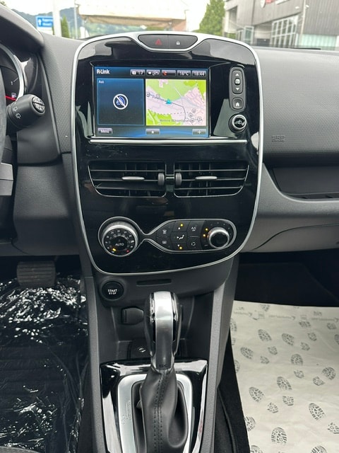 RENAULT Clio 1.2 16V T Iconic 120 EDC-image-15