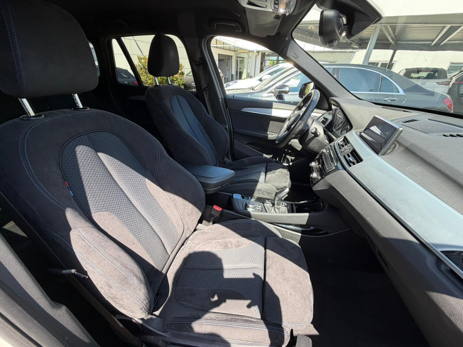 BMW X1 xDrive 20d M Sport Steptronic-image-11