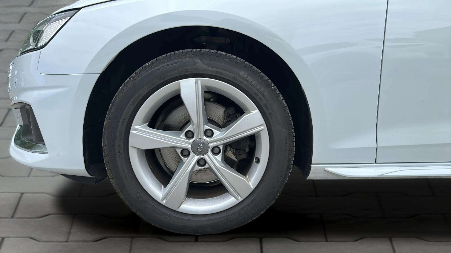 AUDI A4 Avant 35 TDI advanced Attraction S-tronic-image-22