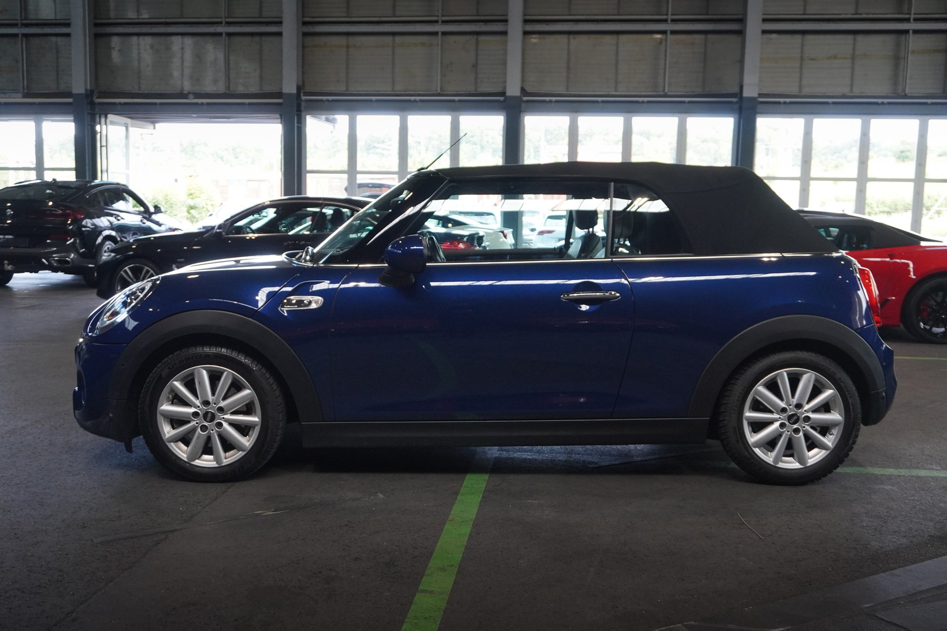 MINI Cooper S Cabriolet Steptronic-image-1