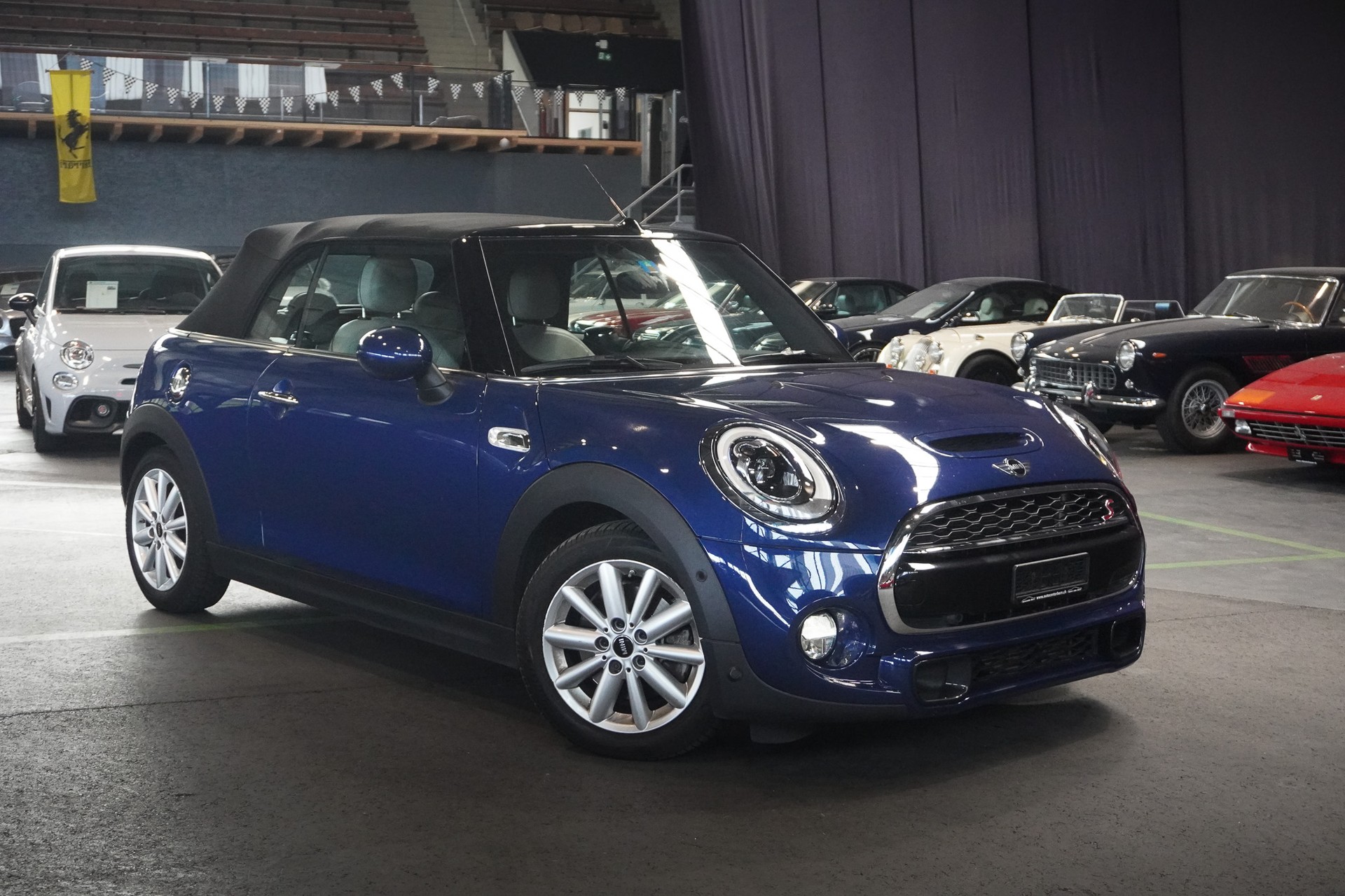 MINI Cooper S Cabriolet Steptronic-image-10