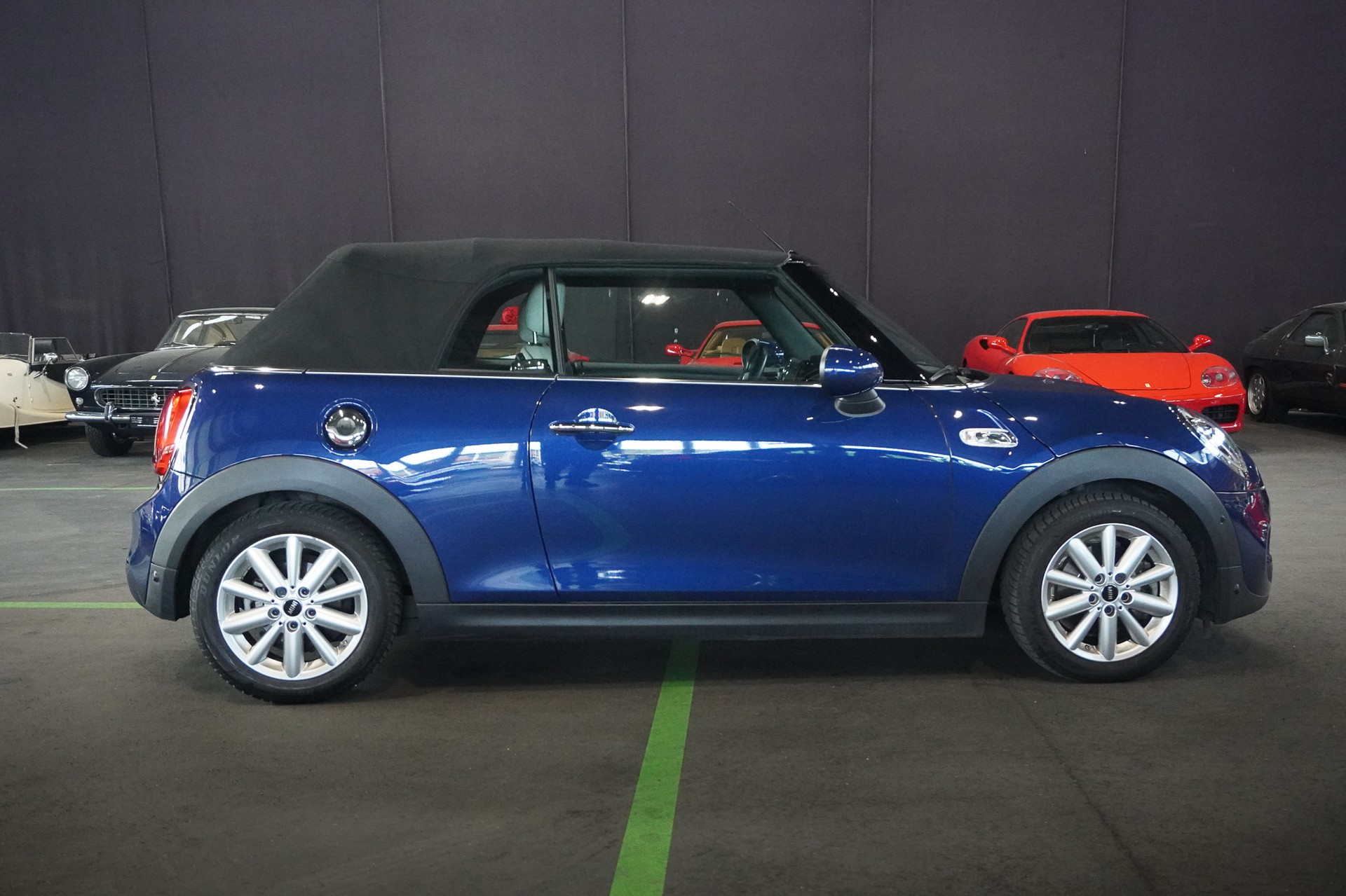 MINI Cooper S Cabriolet Steptronic-image-5