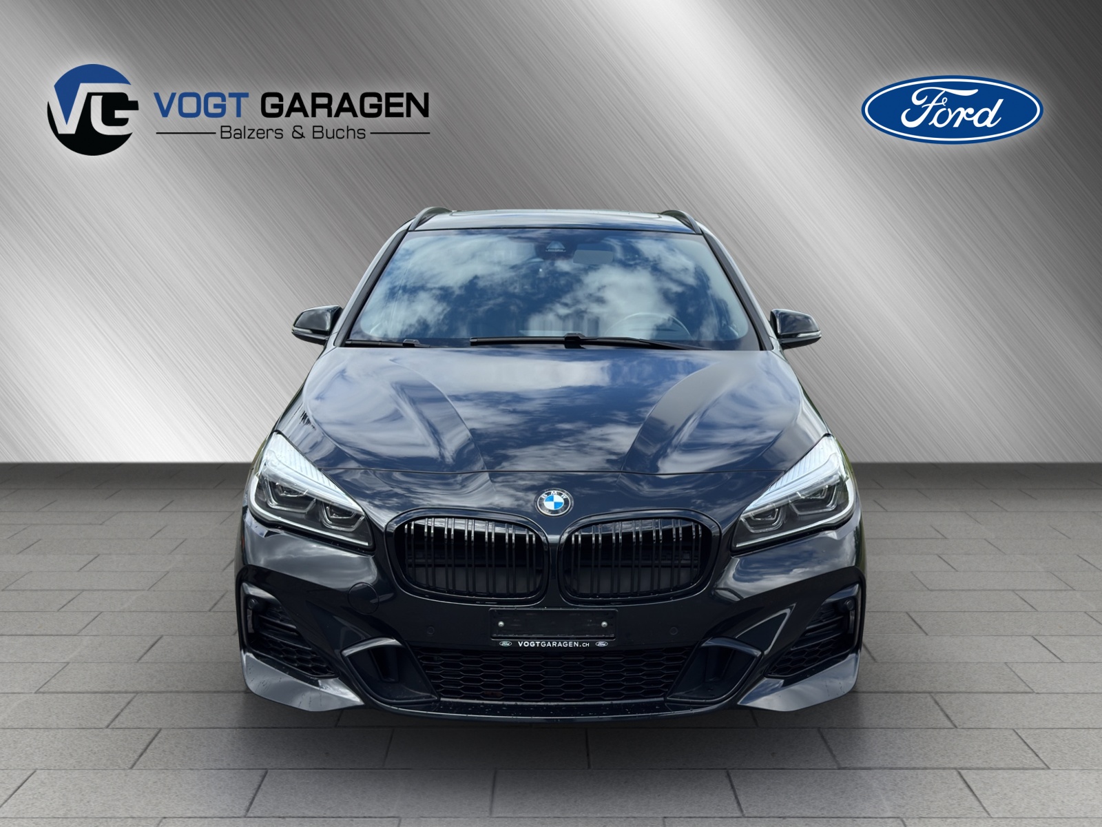 BMW 225xe Active Tourer-image-1