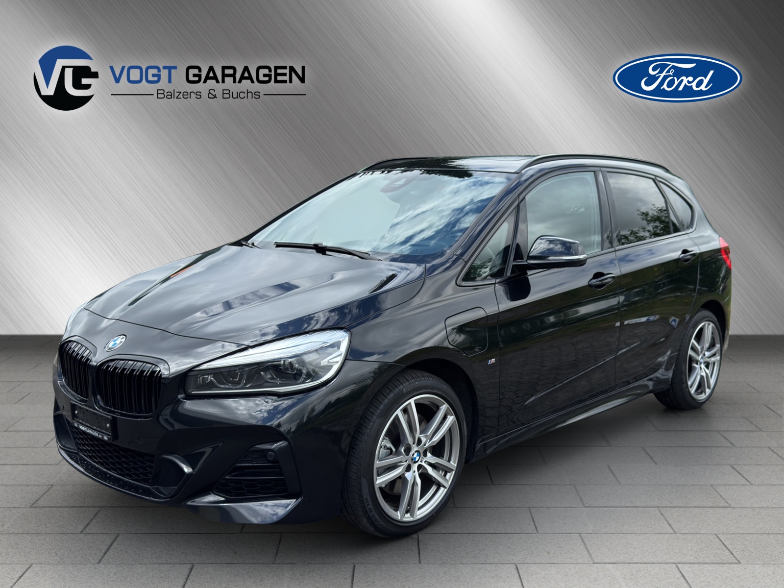 BMW 225xe Active Tourer-image-0