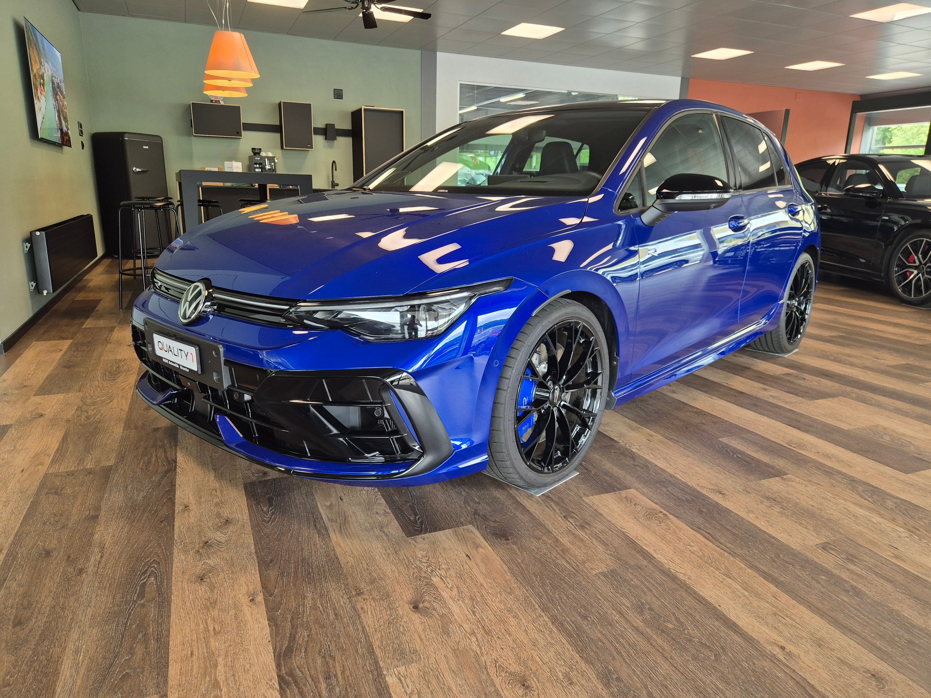 VW Golf 2.0 TSI R DSG 4 Motion-image-0