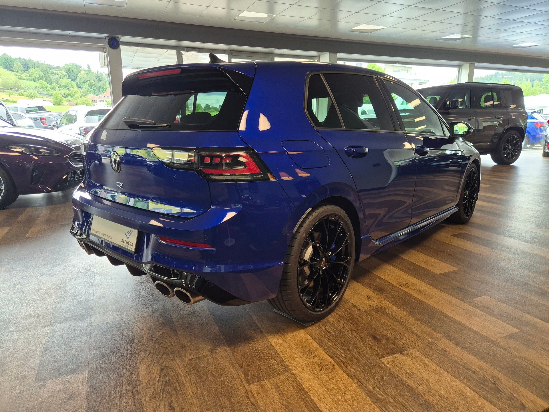 VW Golf 2.0 TSI R DSG 4 Motion-image-4