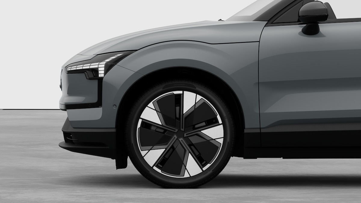 VOLVO EX 30 E60 Twin Ultra Performance AWD-image-7