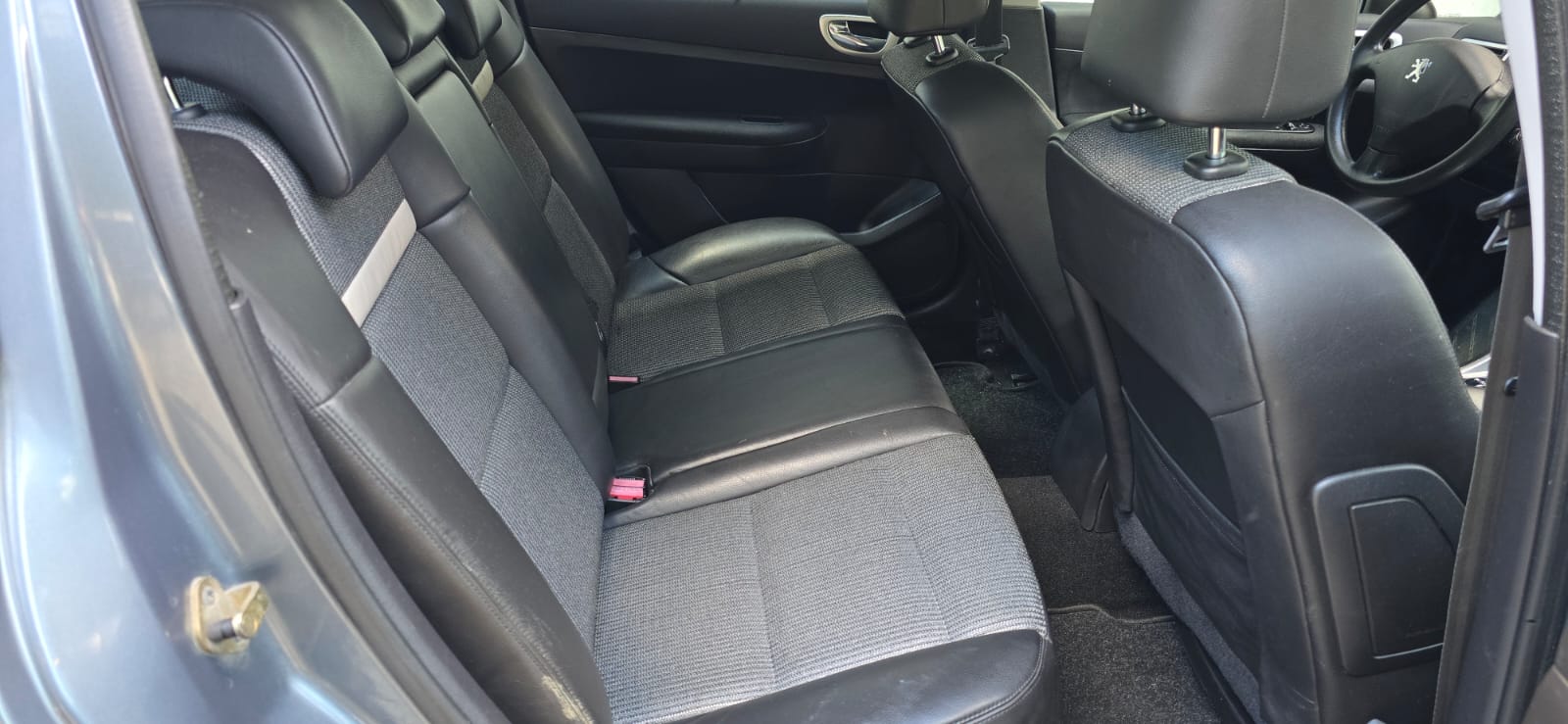 PEUGEOT 307 2.0 16V XS automatique-image-6