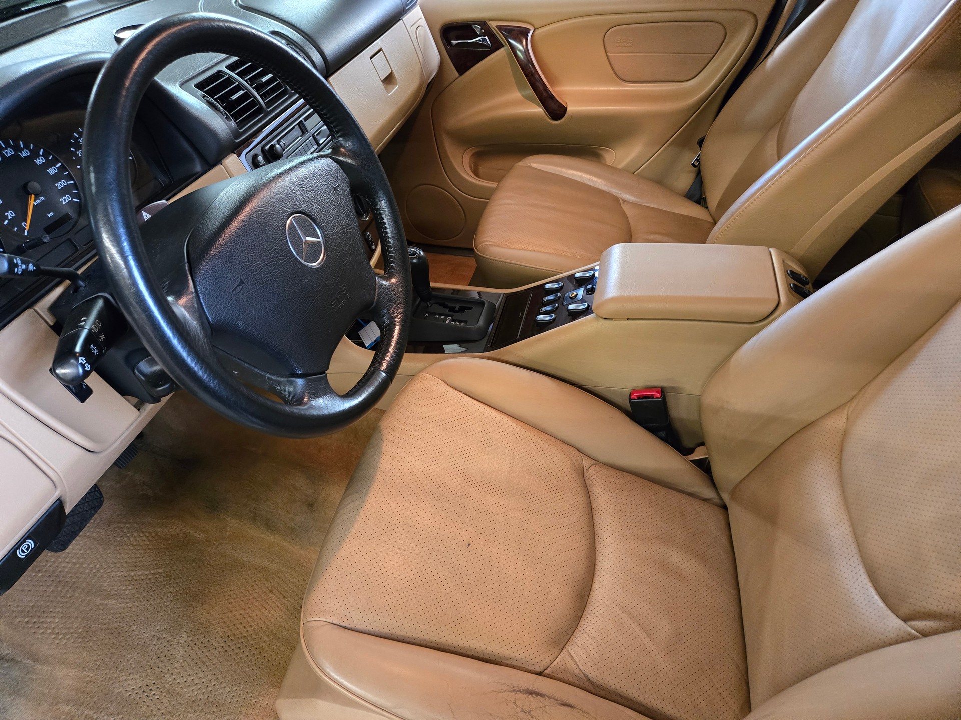 MERCEDES-BENZ ML 320 Automatic-image-5