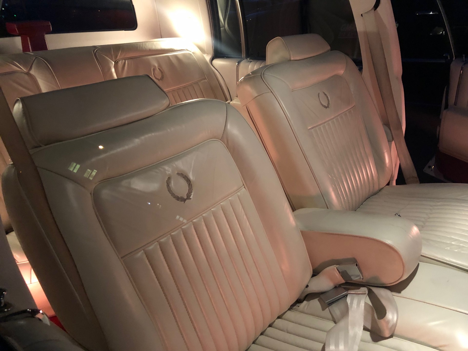 CADILLAC FLEETWOOD-image-6