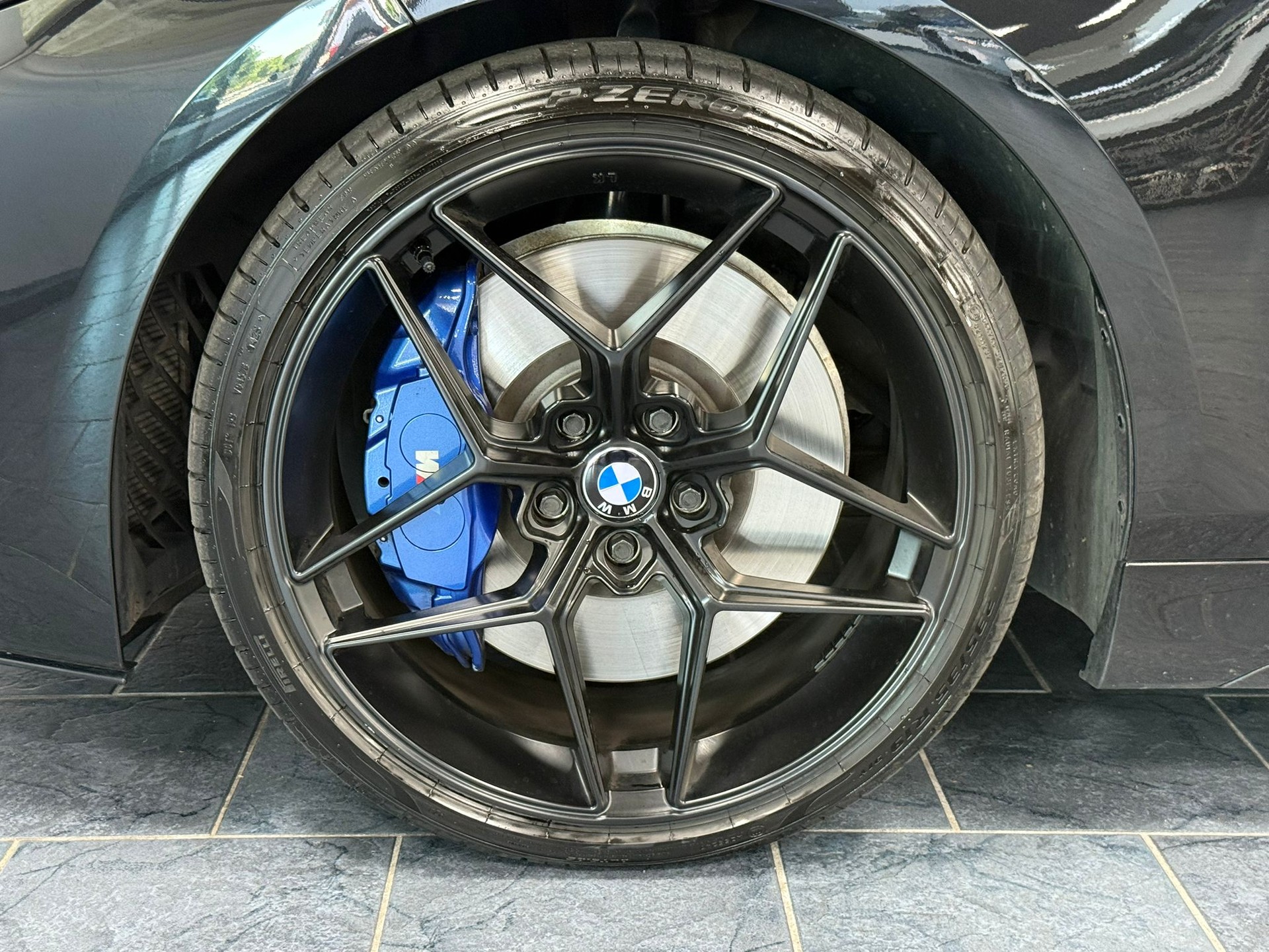 BMW M135i xDrive Steptronic-image-27