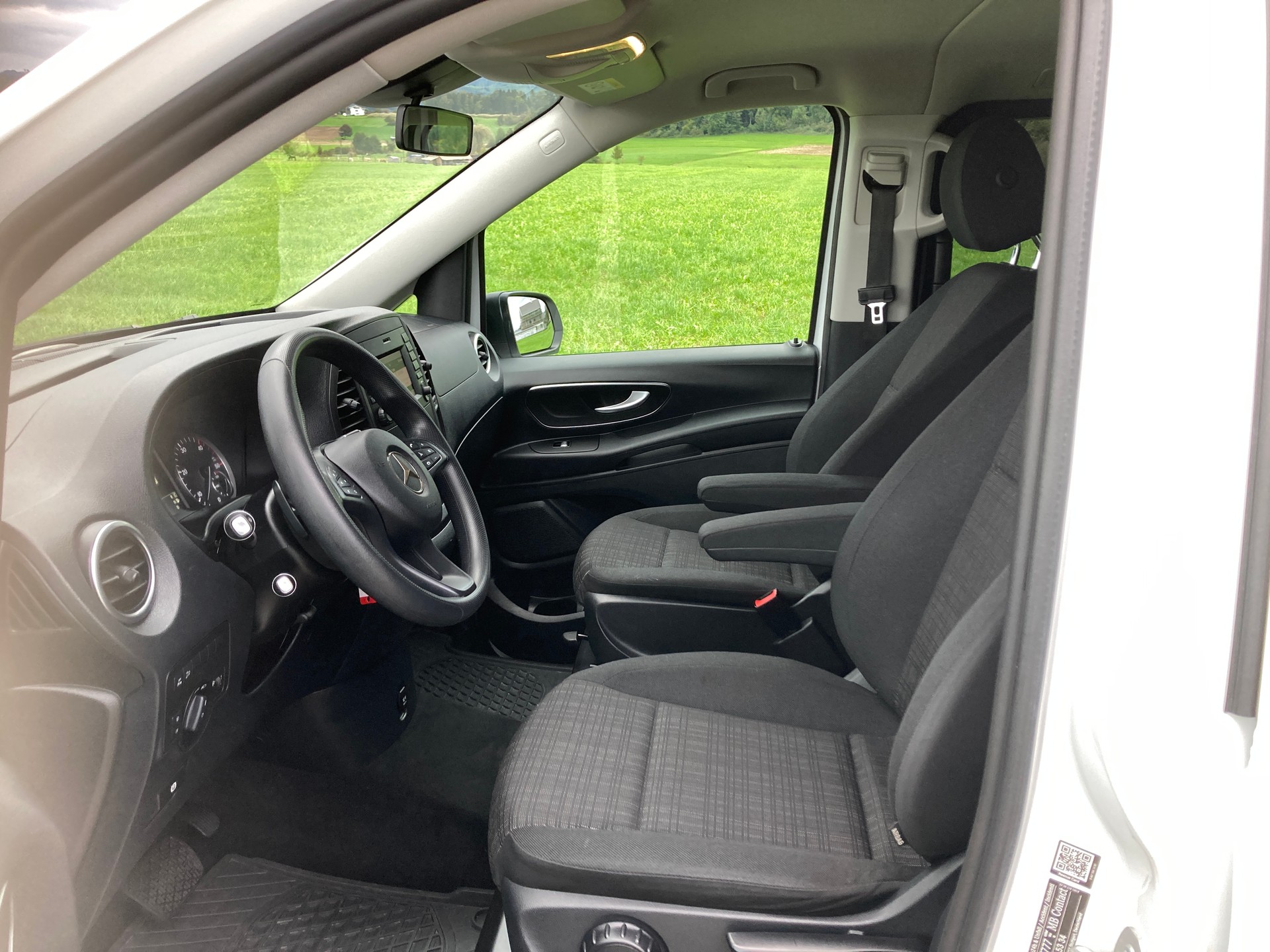MERCEDES-BENZ Vito 114 BlueTec Tourer Select 4Matic 7G-Tronic-image-8