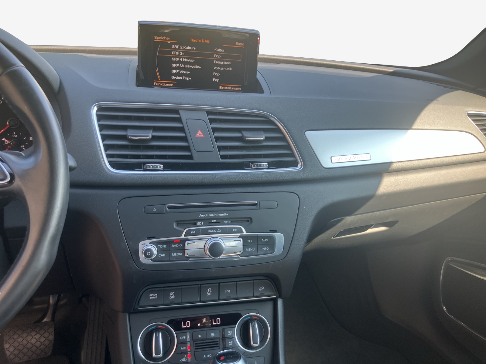 AUDI Q3 2.0 TFSI sport quattro S-tronic-image-10