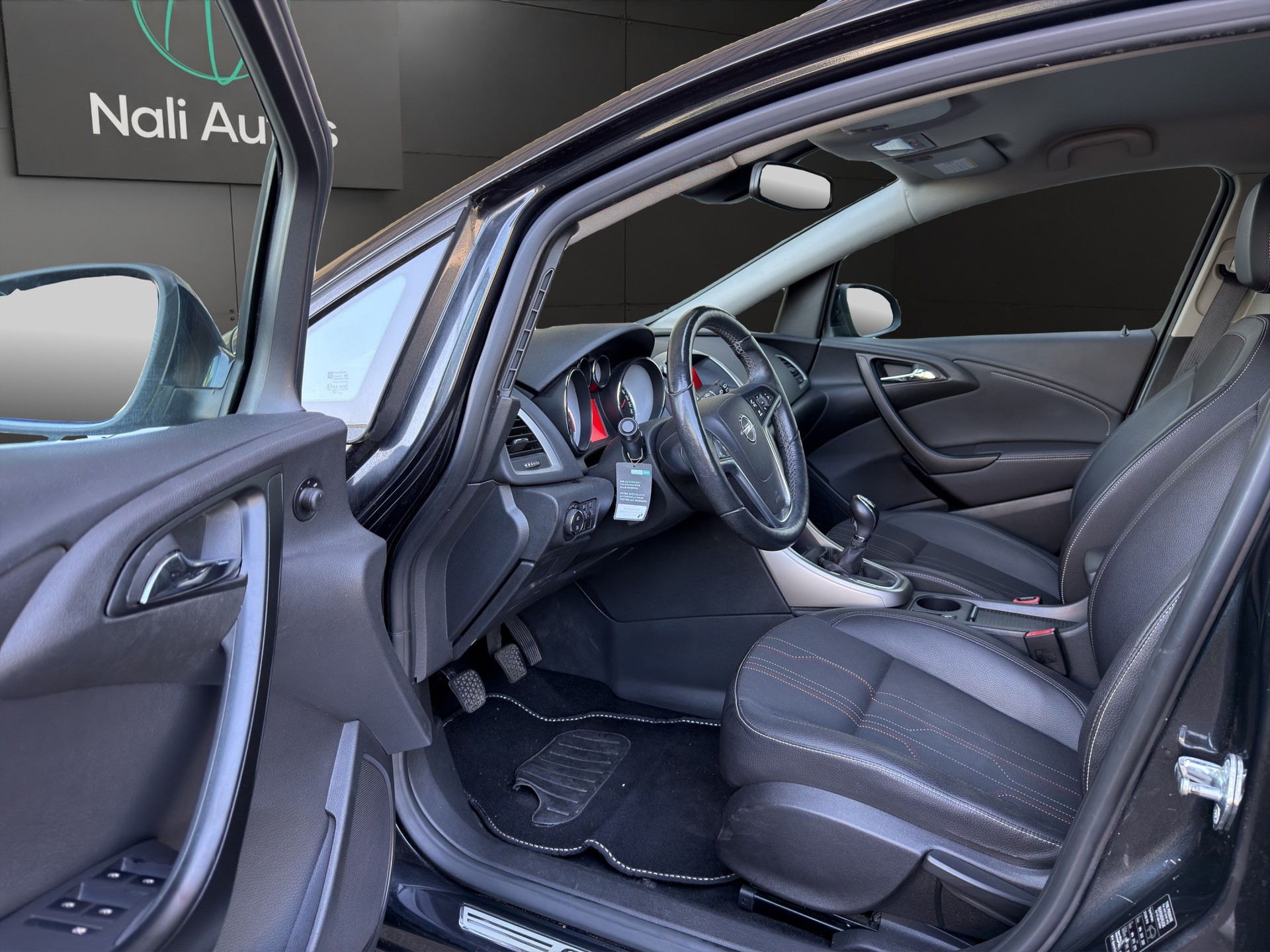 OPEL Astra SportsTourer 1.4i 16V Turbo Sport-image-5