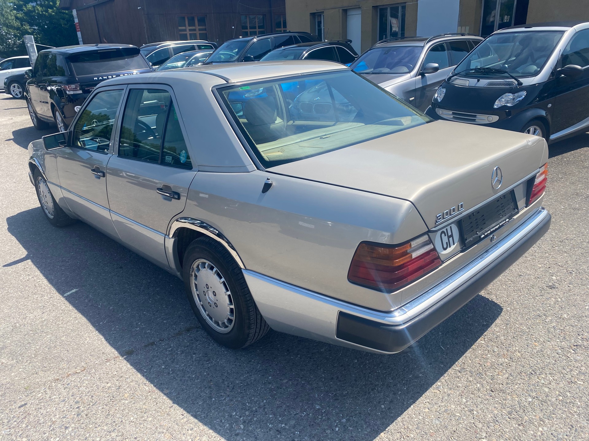 MERCEDES-BENZ 300 D Automatic-image-3