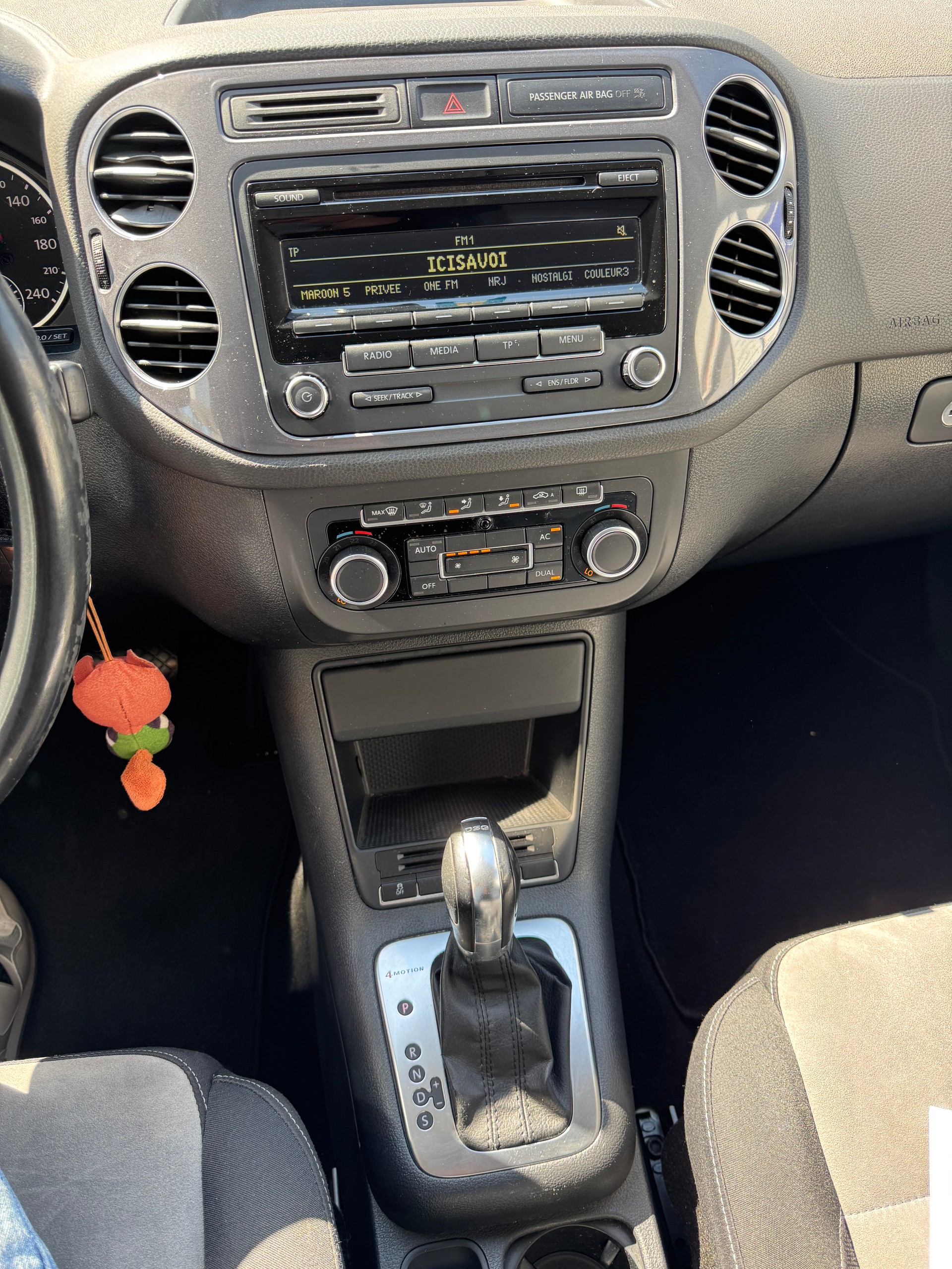 VW Tiguan 2.0 TSI Sport&Style 4Motion DSG-image-11