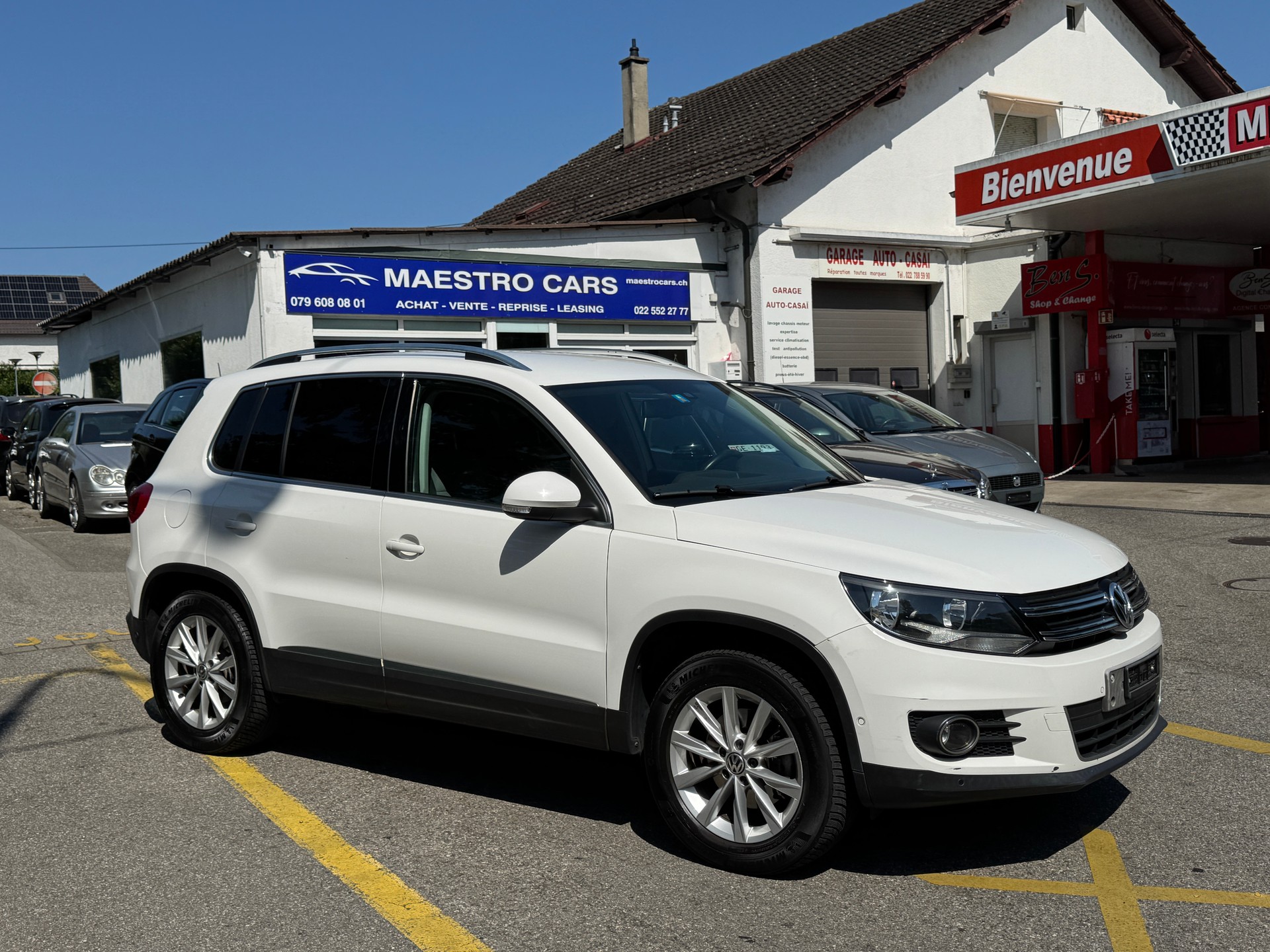 VW Tiguan 2.0 TSI Sport&Style 4Motion DSG-image-2